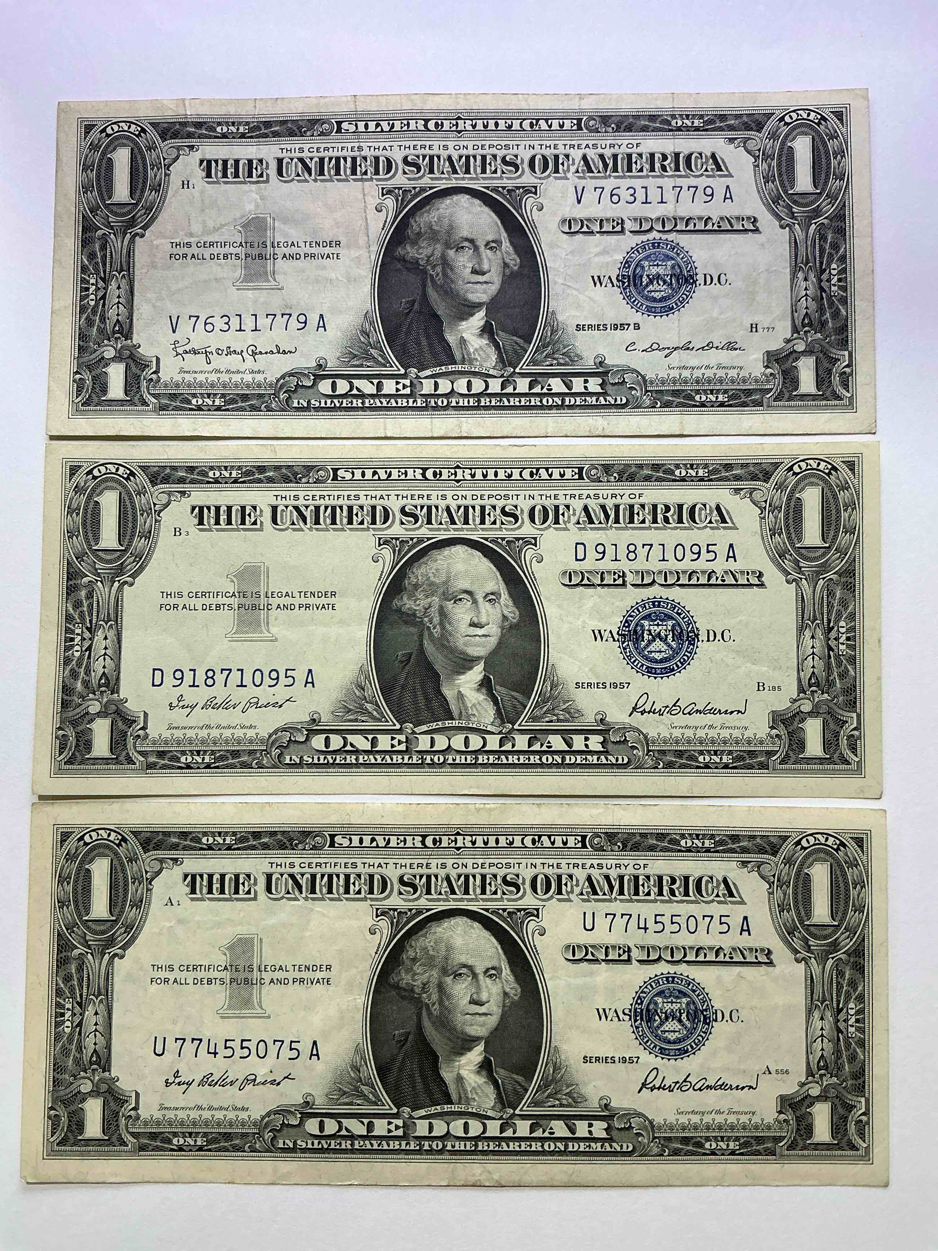 1957 Series Silver Certificates! Did You Know That Prior To 1964 One Dollar U.S. Paper Money Was Actually Redeemable For Silver Dollars?! Wow How Times Have Changed! Silver Certificates Were Produced From 1878 To 1964 & Are Still Considered Legal Tender At Face Value. Here Are Gorgeous, Circulated 1957 U.S. One Dollar Silver Certificate, With Highly Collectible "Blue Seal!* Own An Awesome Piece Of History!