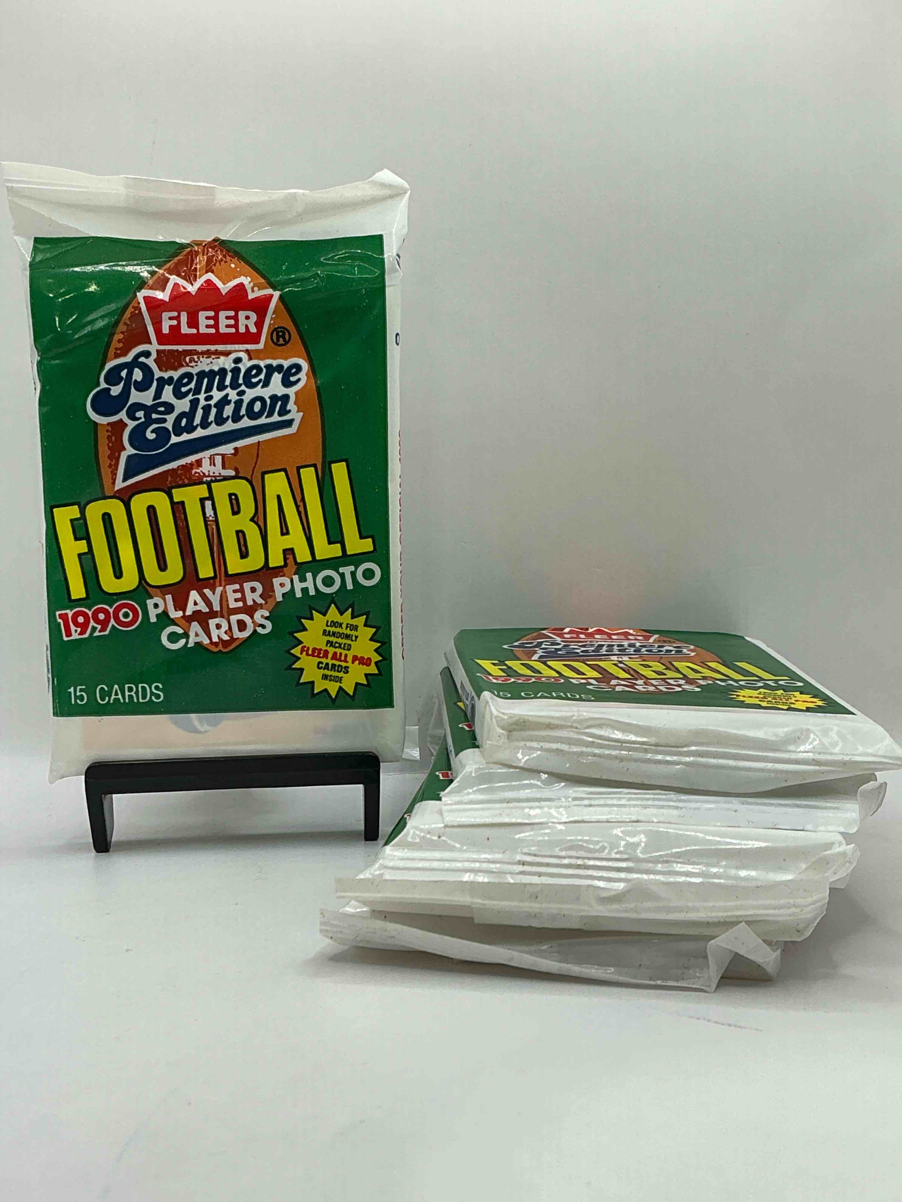 Awesome Premiere Edition Sports Cards! Emmitt Smith Rookie Year! 1990 Fleer Premiere Edition Unopened Packs Direct From Original Box! Search For Emmitt Smith Rookies!