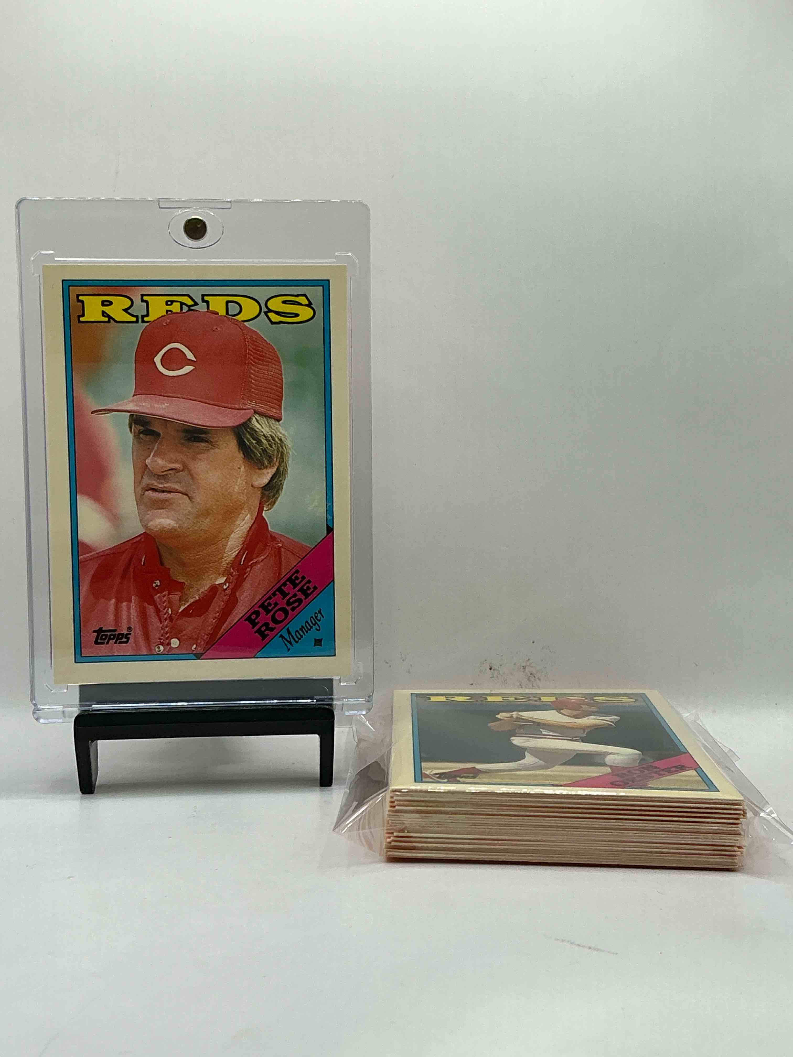 1988 Topps Reds Team Set! 30 Card Reds Set! Pete Rose, Tom Browning, Reds Team Card, Eddie Miller, Ron Oester & More! Reds Fans Rejoice!