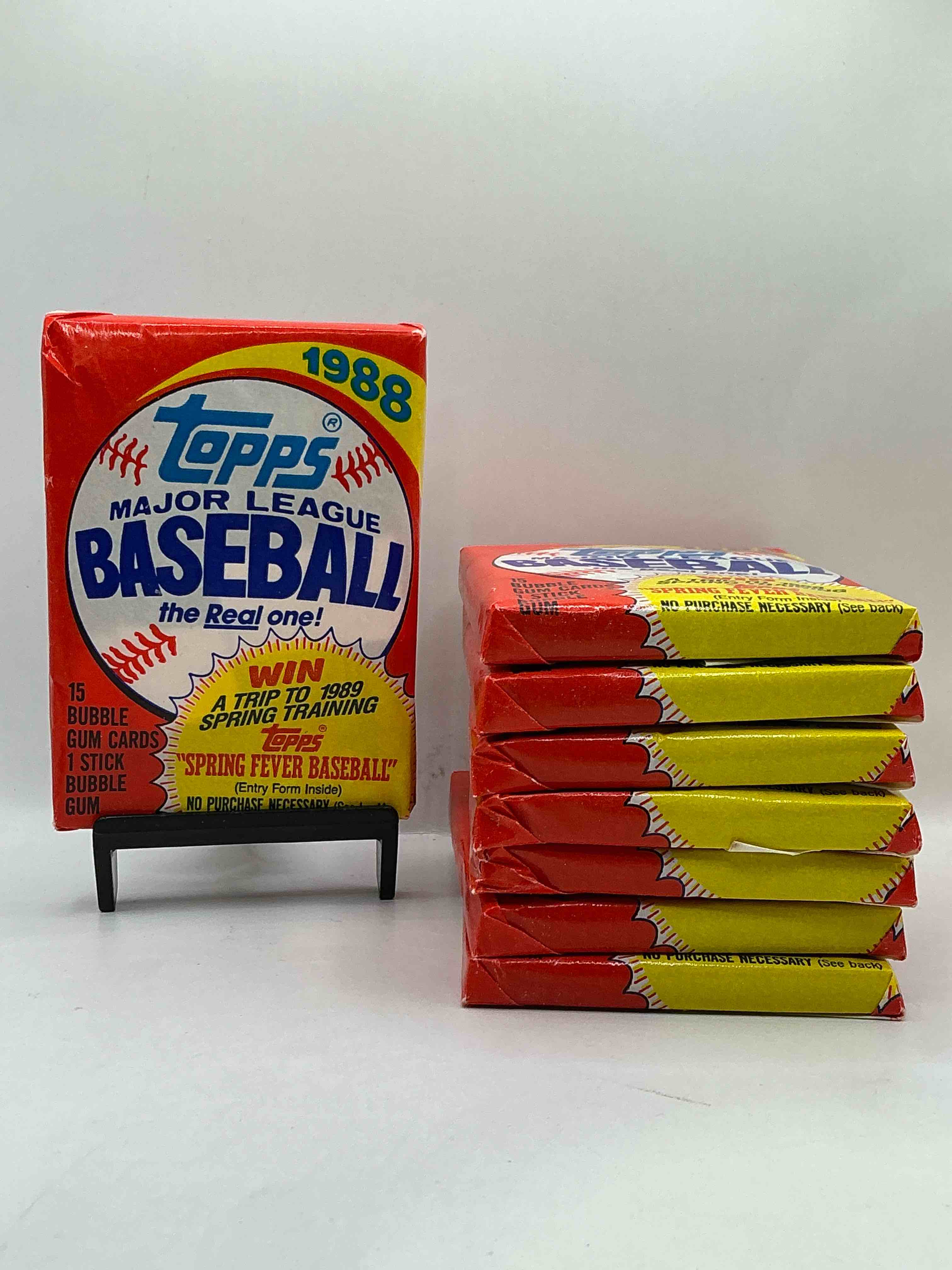 80's Baseball Fan's Rejoice! 1988 Topps Baseball Unopened Wax Packs Full Of Collectible Trading Cards! Search For Valuable Don Mattingly "World Of Baseball" & Nolan Ryan Cards Worth Hundreds In Perfect Condition!