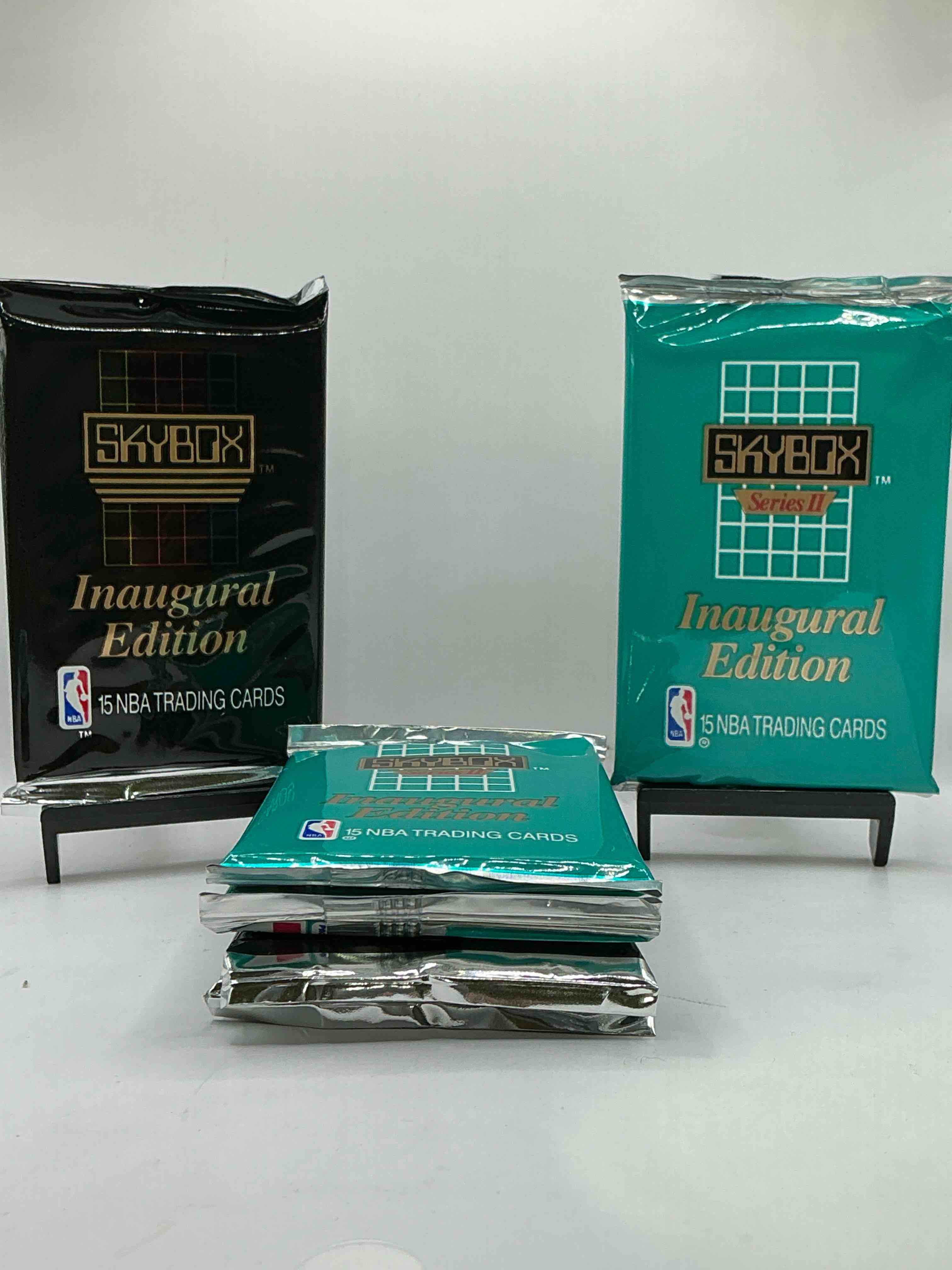 Michael Jordan, Magic Johnson & More! Search For So Many NBA Legends & Stars! 1990-91 Skybox Series Il Unopened Pocks! Direct From Original Box! These Packs Are Sought After For Ther Eye-Catching Teal Look & Awesome Cards! Search For Valuable Michael Jordan, Larry Bird & Magic Johnson Cards! Along With Other Stars!