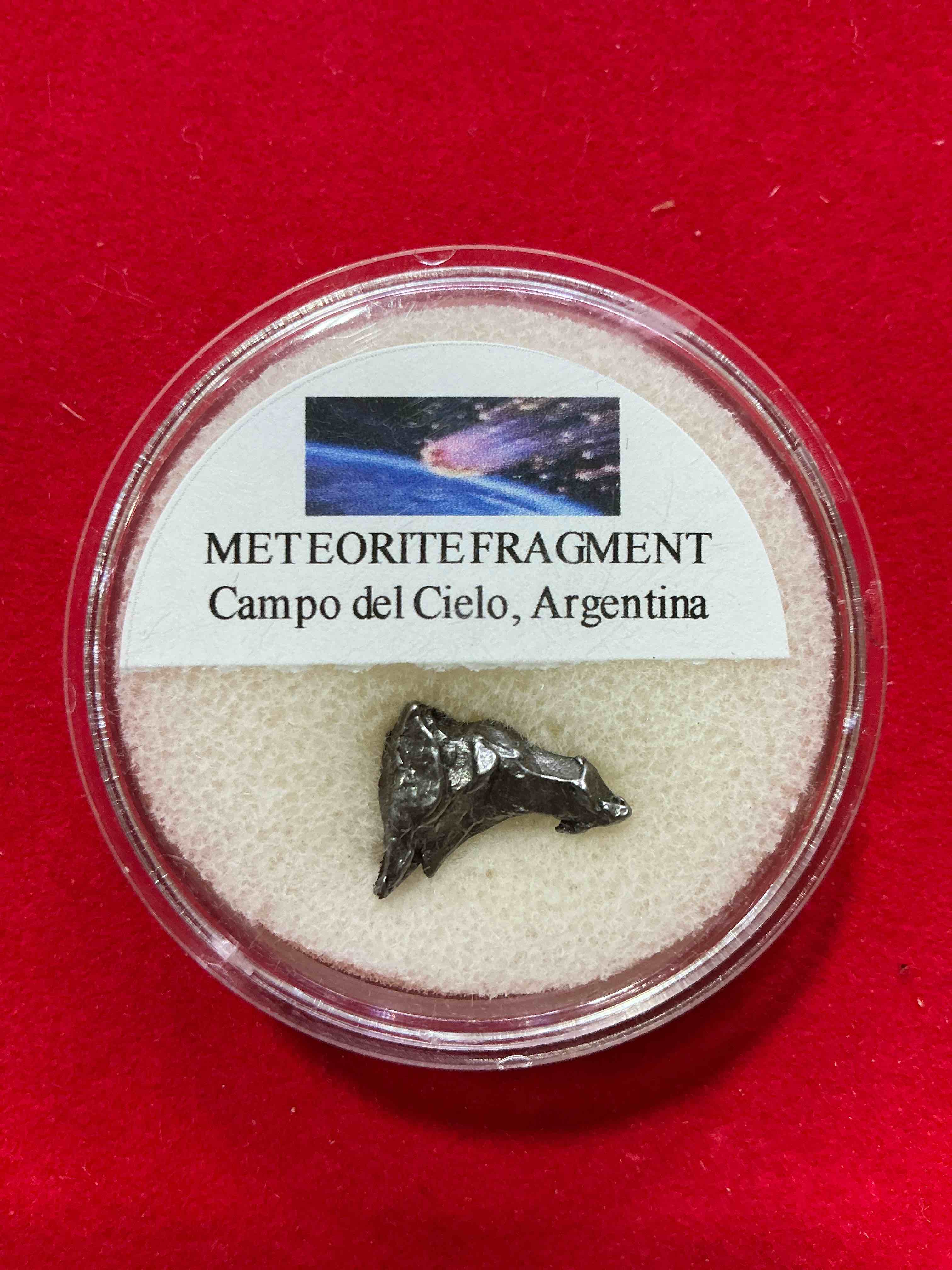 Meteorite, Authentic & Very Rare! Genuine Meteorite Fragment Discovered In Argentina In The Year 1571! This Meteorite Is Thought To Have Fallen From Space To Earth Around 4,000-6,000 Years Ago! Your Chance To Own An Authentic, Super Rare, Meteorite Fragment From Outer Space!