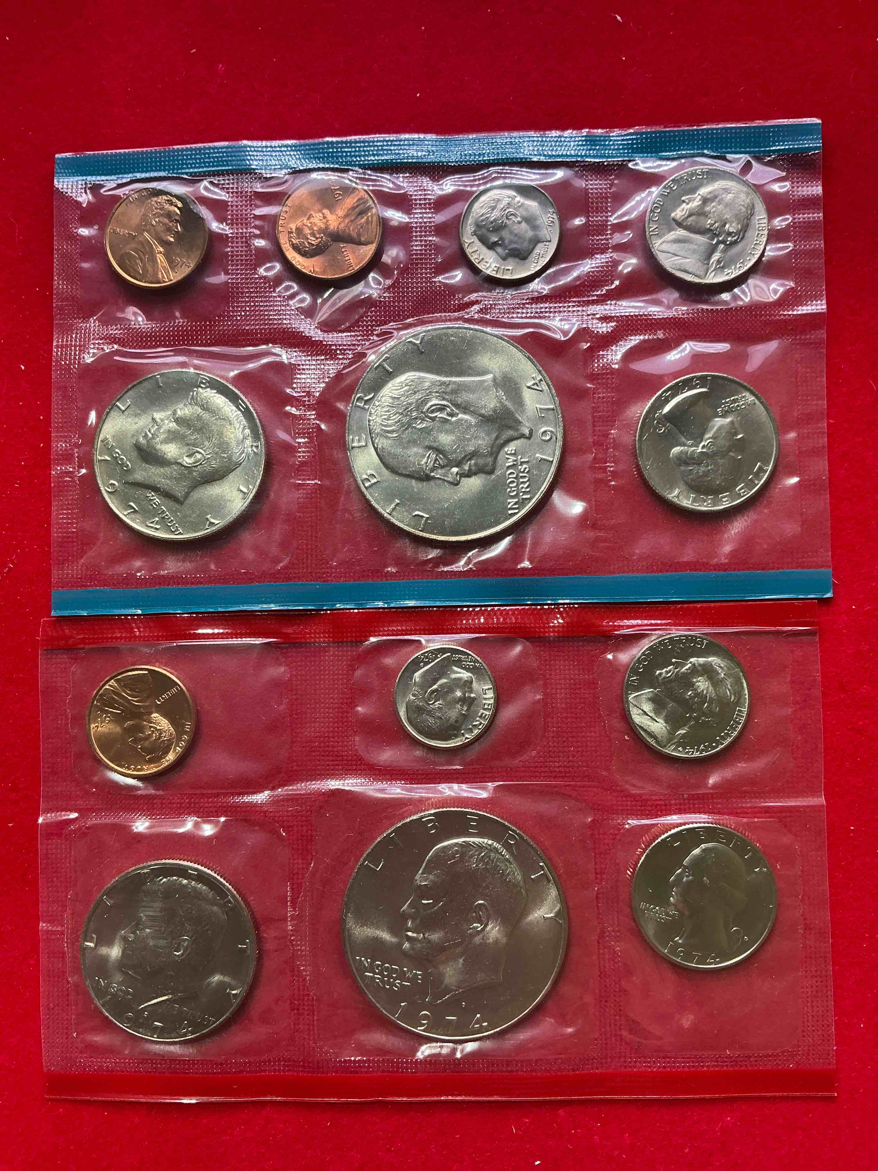 Uncirculated 1974 Mint Set! 13 Coin Set, Including Ike Dollars, Half Dollars, Quarters, Dimes, Nickels & Pennies! Insane Mint Set From The Late 70’s!