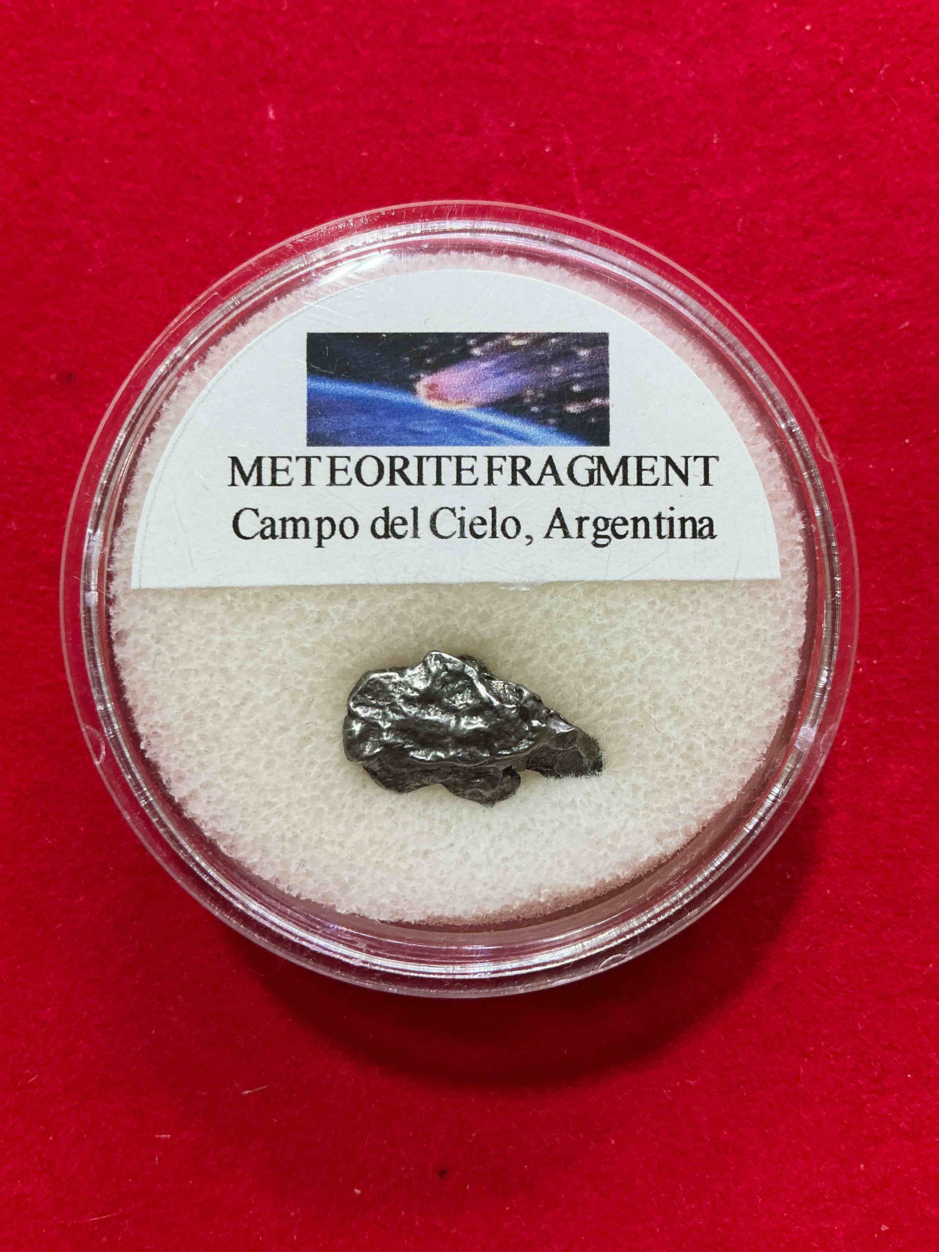 Meteorite, Authentic & Very Rare! Genuine Meteorite Fragment Discovered In Argentina In The Year 1571! This Meteorite Is Thought To Have Fallen From Space To Earth Around 4,000-6,000 Years Ago! Your Chance To Own An Authentic, Super Rare, Meteorite Fragment From Outer Space!