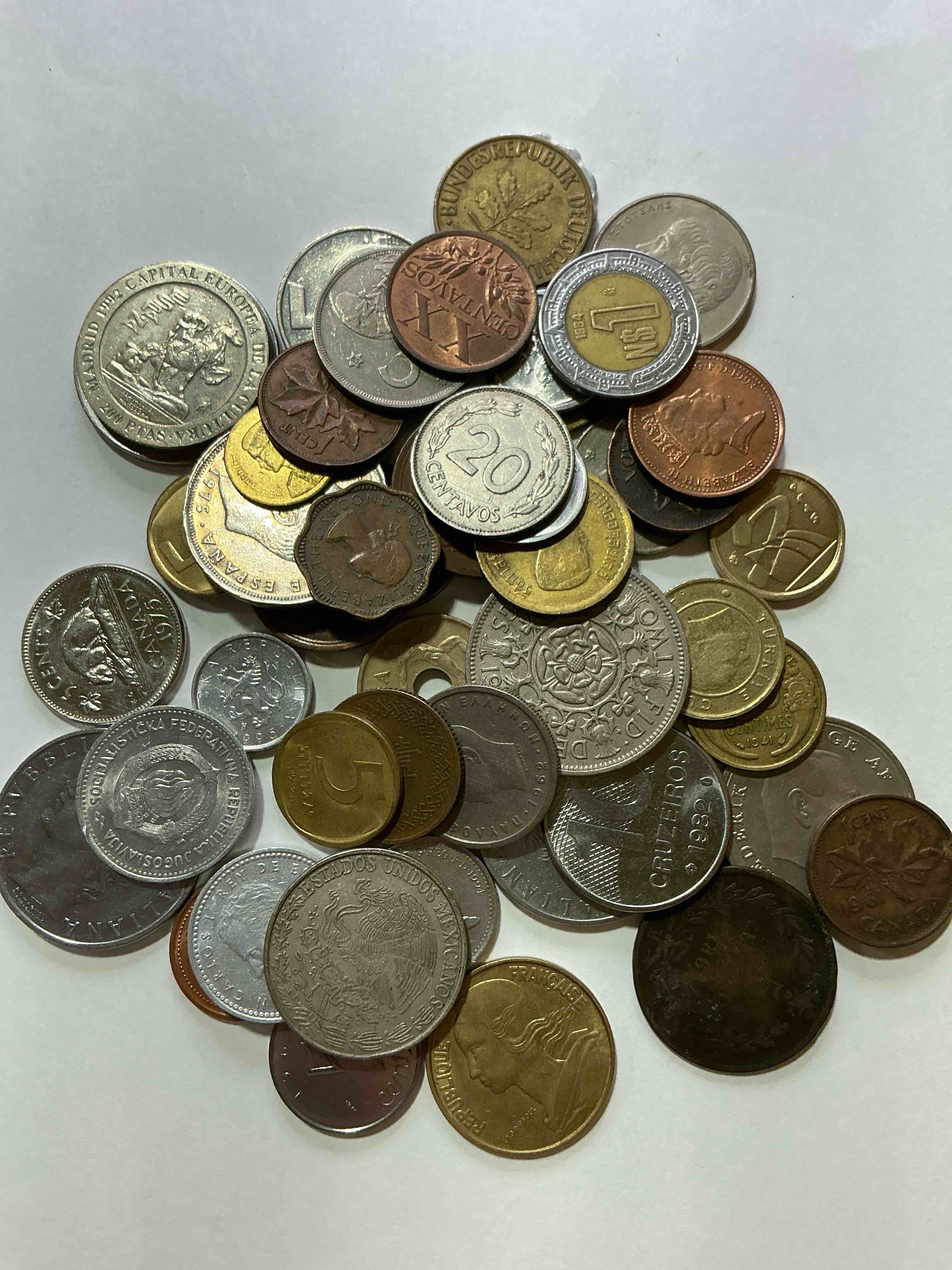 World Coins, Antique & Vintage! Each Lot Is Unique! Many Different Years, Countries, Sizes & Exotic Places. This Cool Collection Of Antique Coins From Around The World Is Loads Of Fun! Have Fun Identifying Each Coin & Country As A Great Educational Tool! A Great Investment Too!