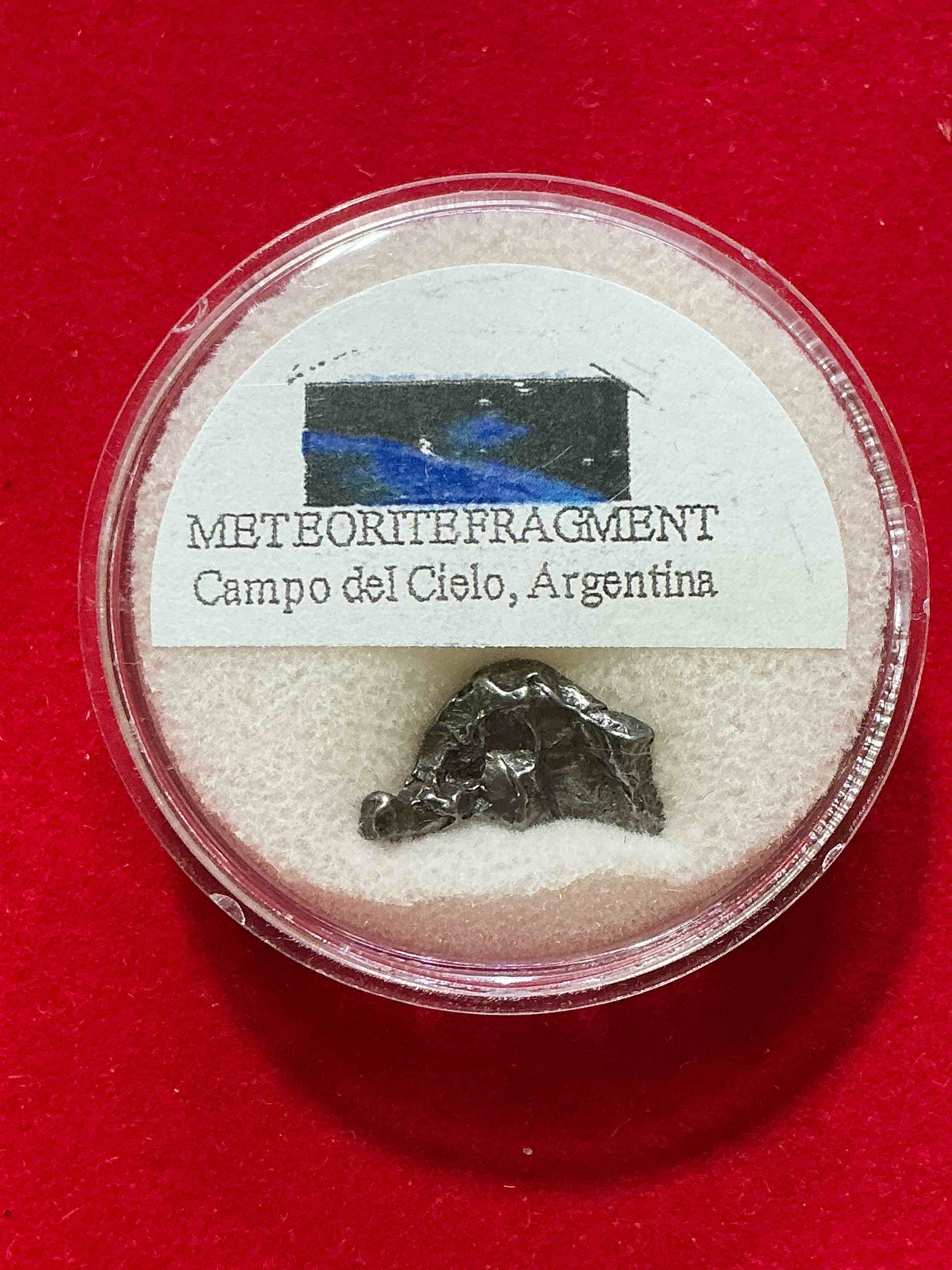Meteorite, Authentic & Very Rare! Genuine Meteorite Fragment Discovered In Argentina In The Year 1571! This Meteorite Is Thought To Have Fallen From Space To Earth Around 4,000-6,000 Years Ago! Your Chance To Own An Authentic, Super Rare, Meteorite Fragment From Outer Space!