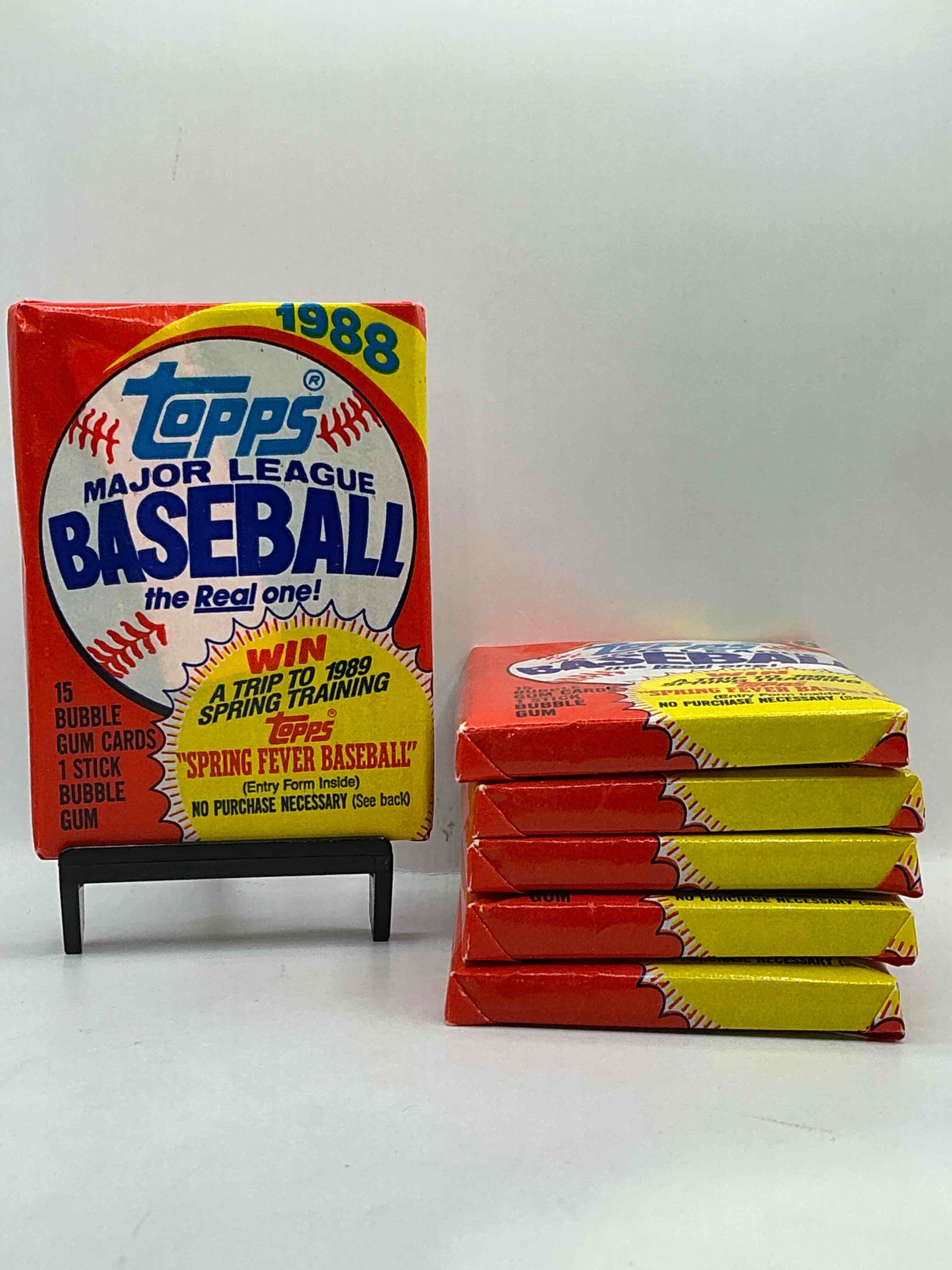 80's Baseball Fan's Rejoice! 1988 Topps Baseball Unopened Wax Packs Full Of Collectible Trading Cards! Search For Valuable Don Mattingly "World Of Baseball" & Nolan Ryan Cards Worth Hundreds In Perfect Condition!
