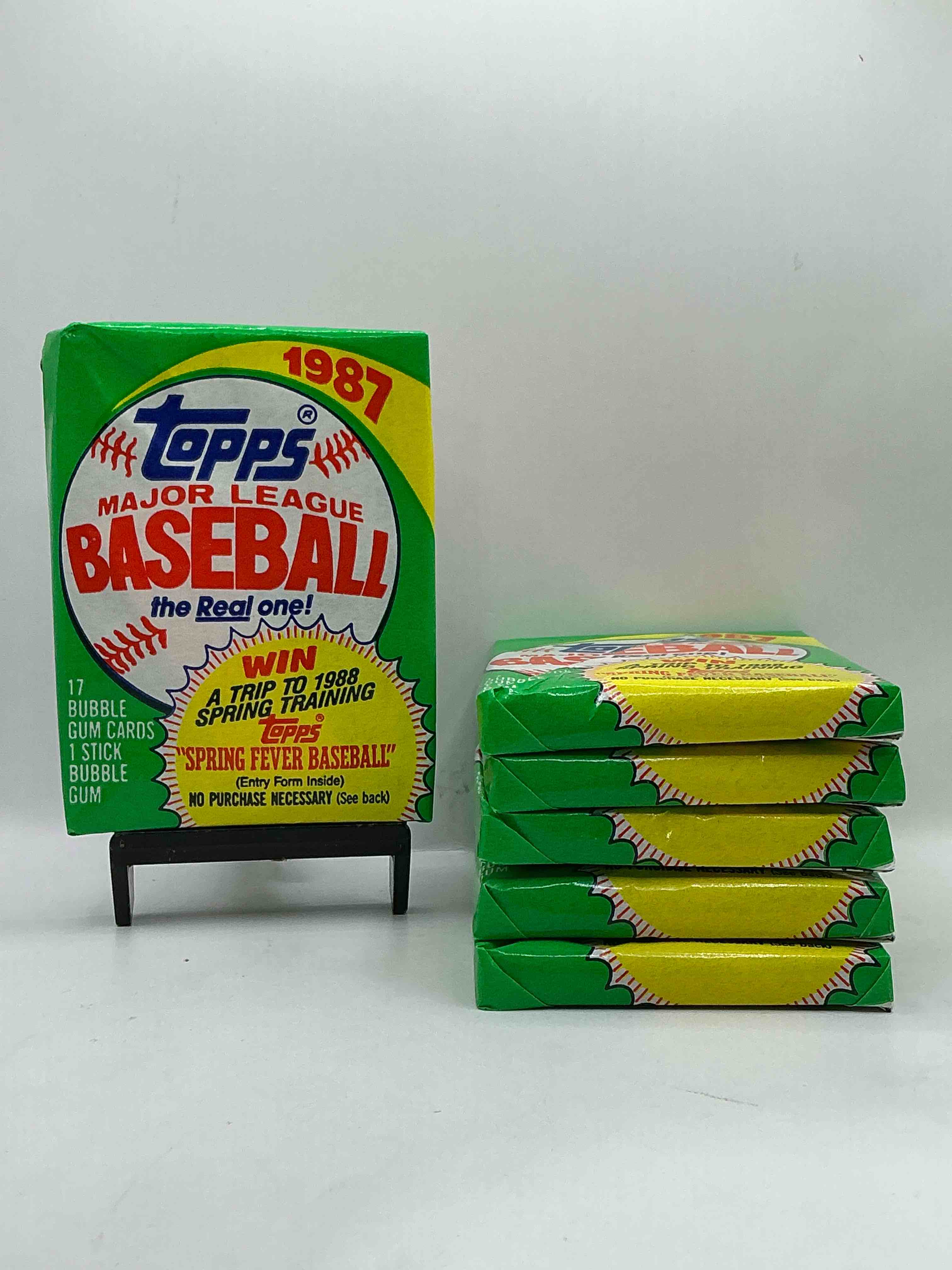 Loaded! 1987 Topps Baseball Unopened Sports Card Collectible Wax Pack, Direct From Original Retail Case! 1987 Topps Baseball Is A Loaded Year With Rookie Cards From Barry Bonds (PSA 10 $300+), Bo Jackson, Jose Canseco & More! Excellent Condition!