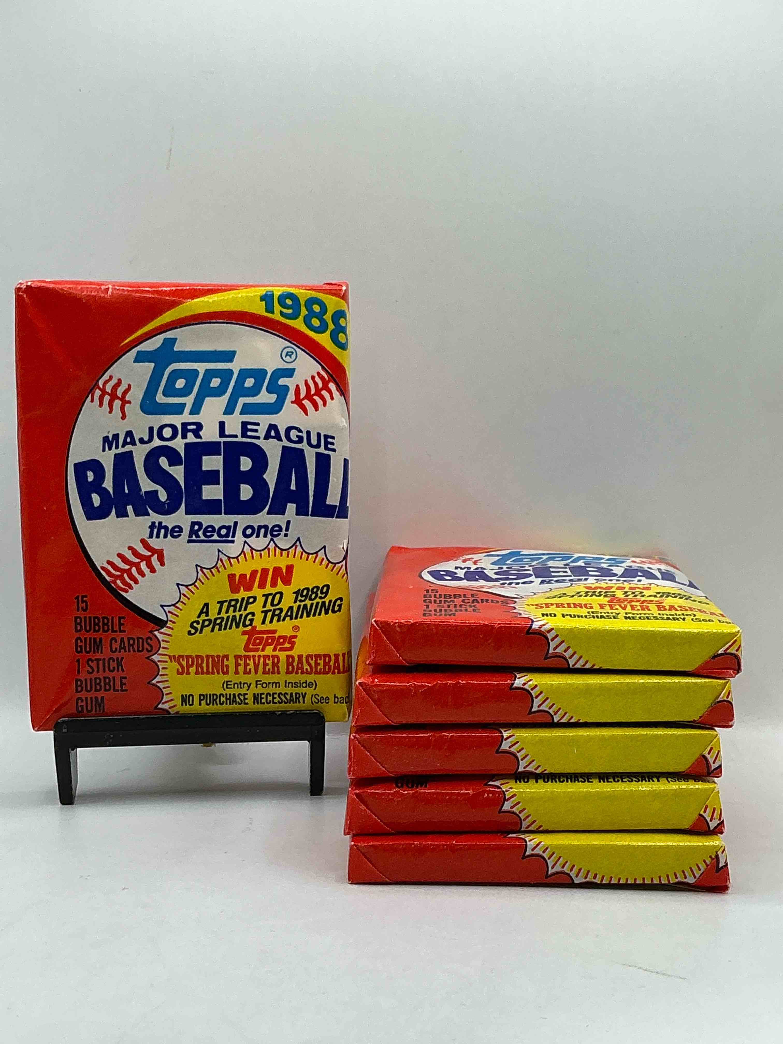 80's Baseball Fan's Rejoice! 1988 Topps Baseball Unopened Wax Packs Full Of Collectible Trading Cards! Search For Valuable Don Mattingly "World Of Baseball" & Nolan Ryan Cards Worth Hundreds In Perfect Condition!