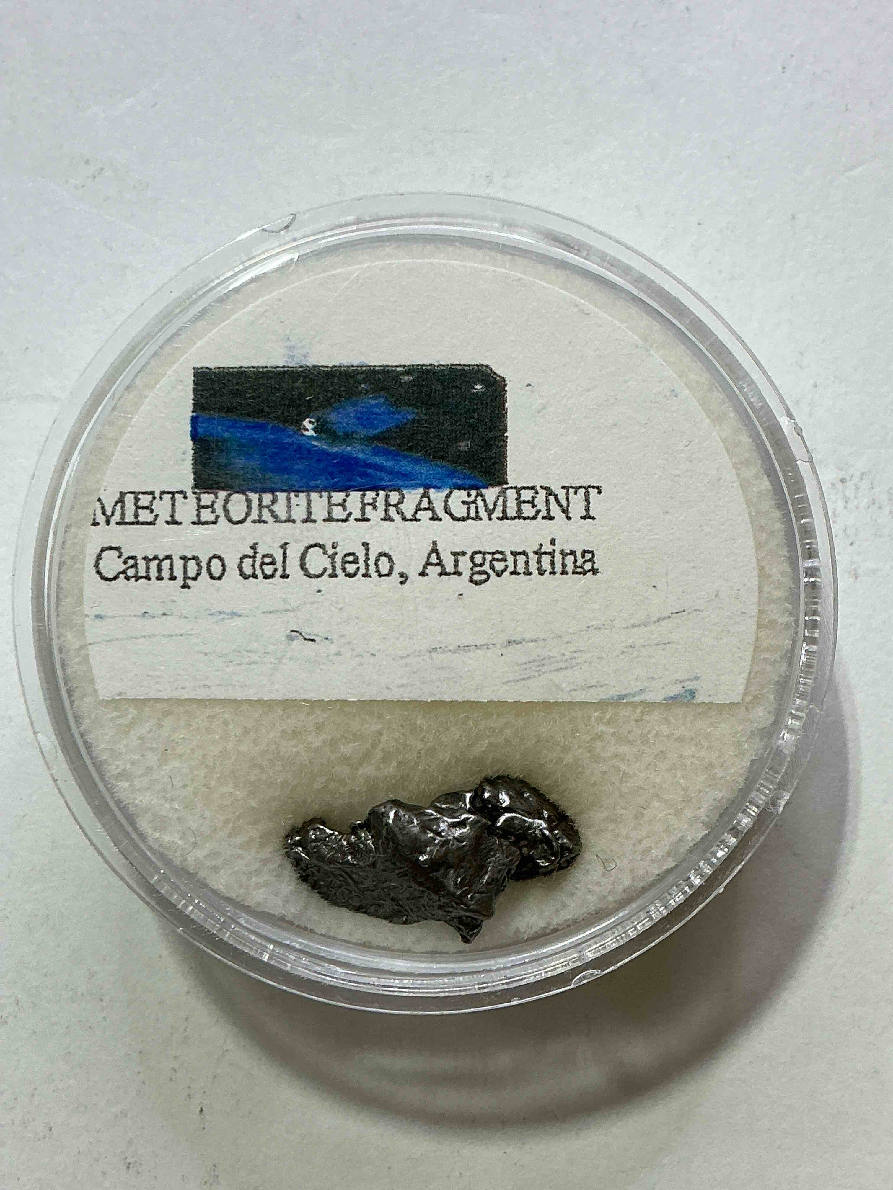 Meteorite, Authentic & Very Rare! Genuine Meteorite Fragment Discovered In Argentina In The Year 1571! This Meteorite Is Thought To Have Fallen From Space To Earth Around 4,000-6,000 Years Ago! Your Chance To Own An Authentic, Super Rare, Meteorite Fragment From Outer Space!