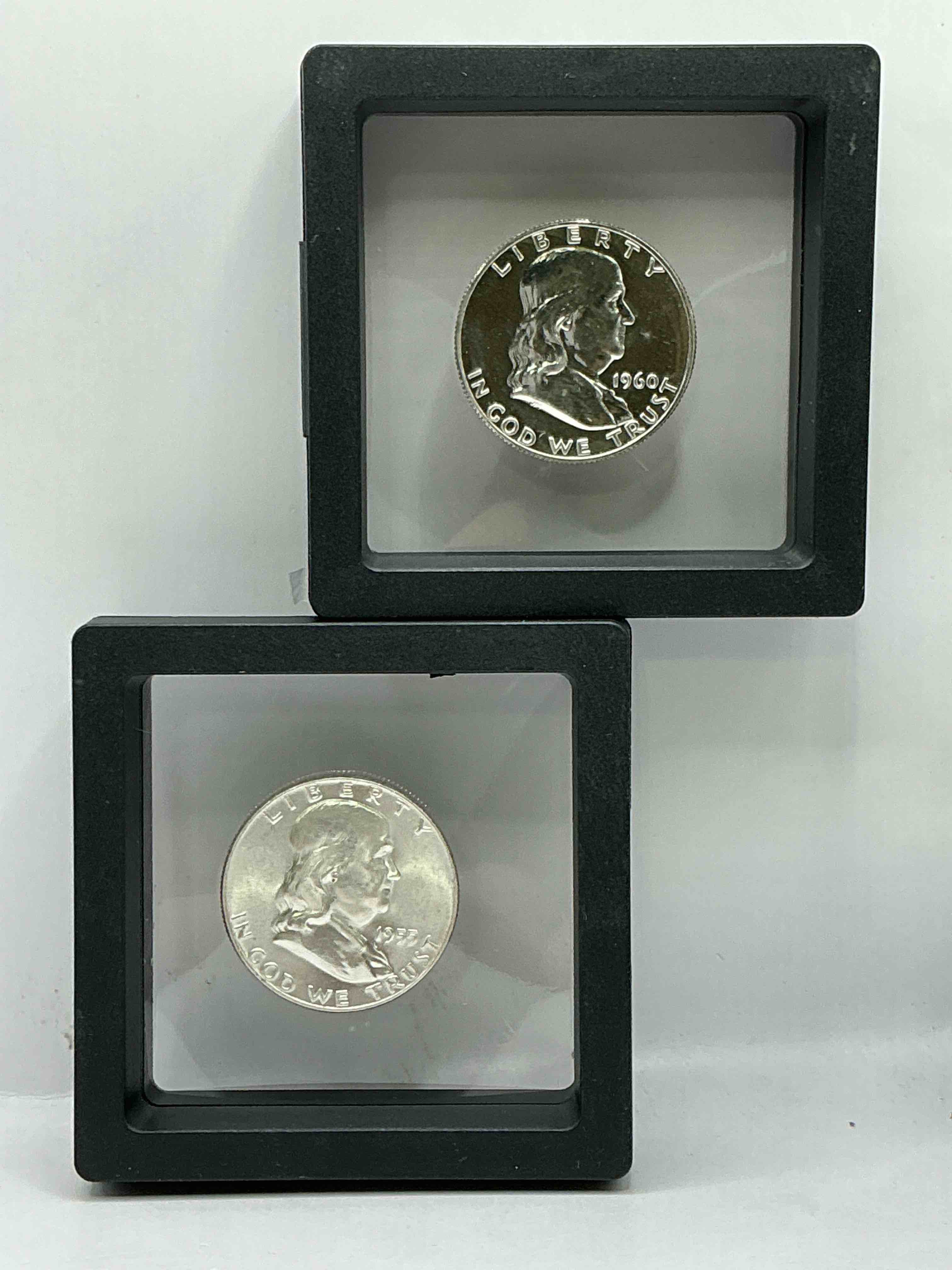 Uncirculated Ben Franklin Silver! Pre 1965 Silver U.S. Half Dollar Coins! Before 1965 American Half Dollars Were Actually Silver, Here Is A Gorgeous Example Of A Rare Ben Franklin Silver Half Dollar. Uncirculated, Great Condition & Great For Investing In Precious Metals! These Heavy Half Dollars Were Minted At 90% Silver and 10% Copper, Giving Them A Net Weight Of .36169 Ounces Of Pure Silver Per Coin! Getting Very Rare. Invest & Win!