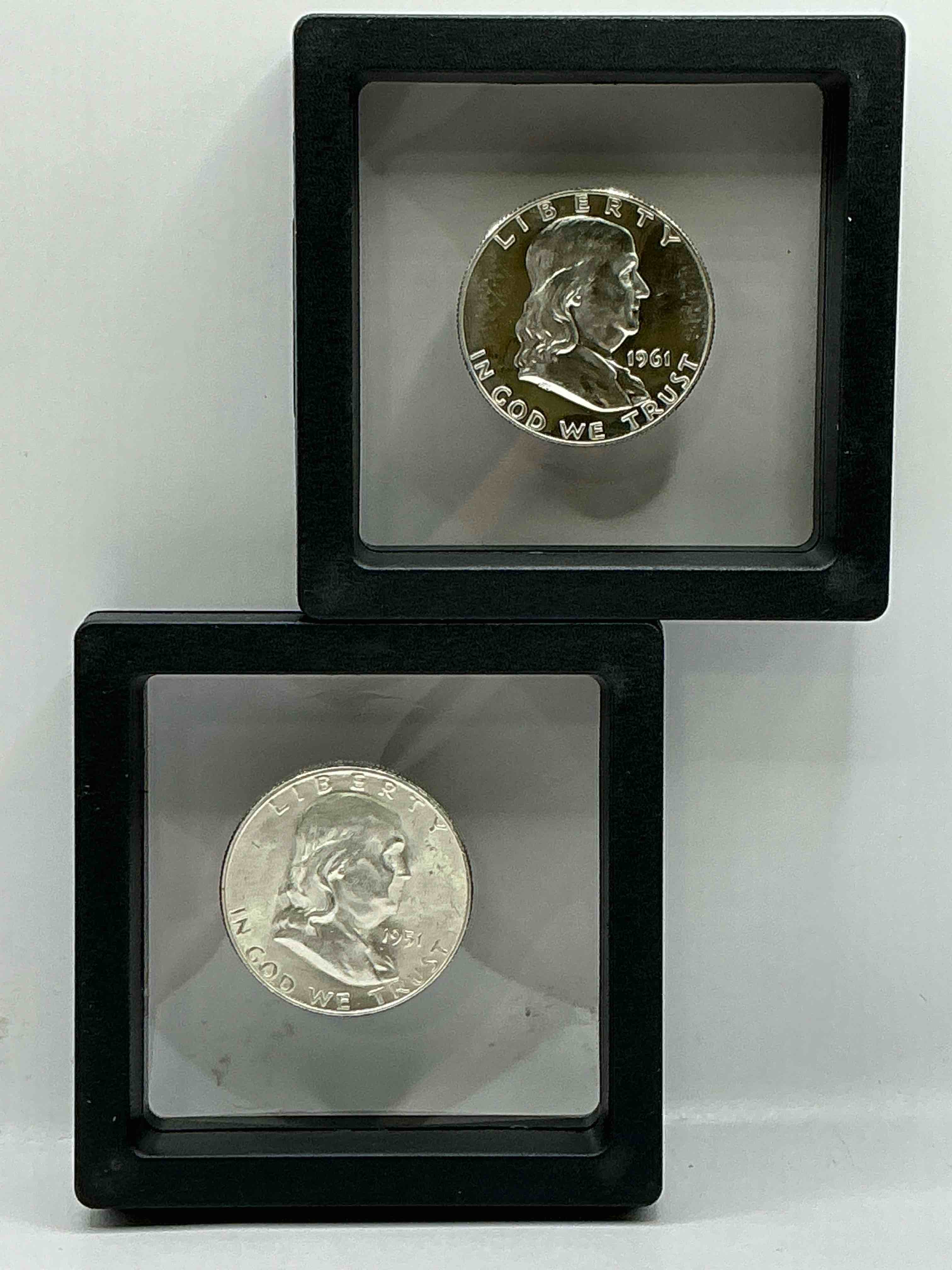 Uncirculated Ben Franklin Silver! Pre 1965 Silver U.S. Half Dollar Coins! Before 1965 American Half Dollars Were Actually Silver, Here Is A Gorgeous Example Of A Rare Ben Franklin Silver Half Dollar. Uncirculated, Great Condition & Great For Investing In Precious Metals! These Heavy Half Dollars Were Minted At 90% Silver and 10% Copper, Giving Them A Net Weight Of .36169 Ounces Of Pure Silver Per Coin! Getting Very Rare. Invest & Win!