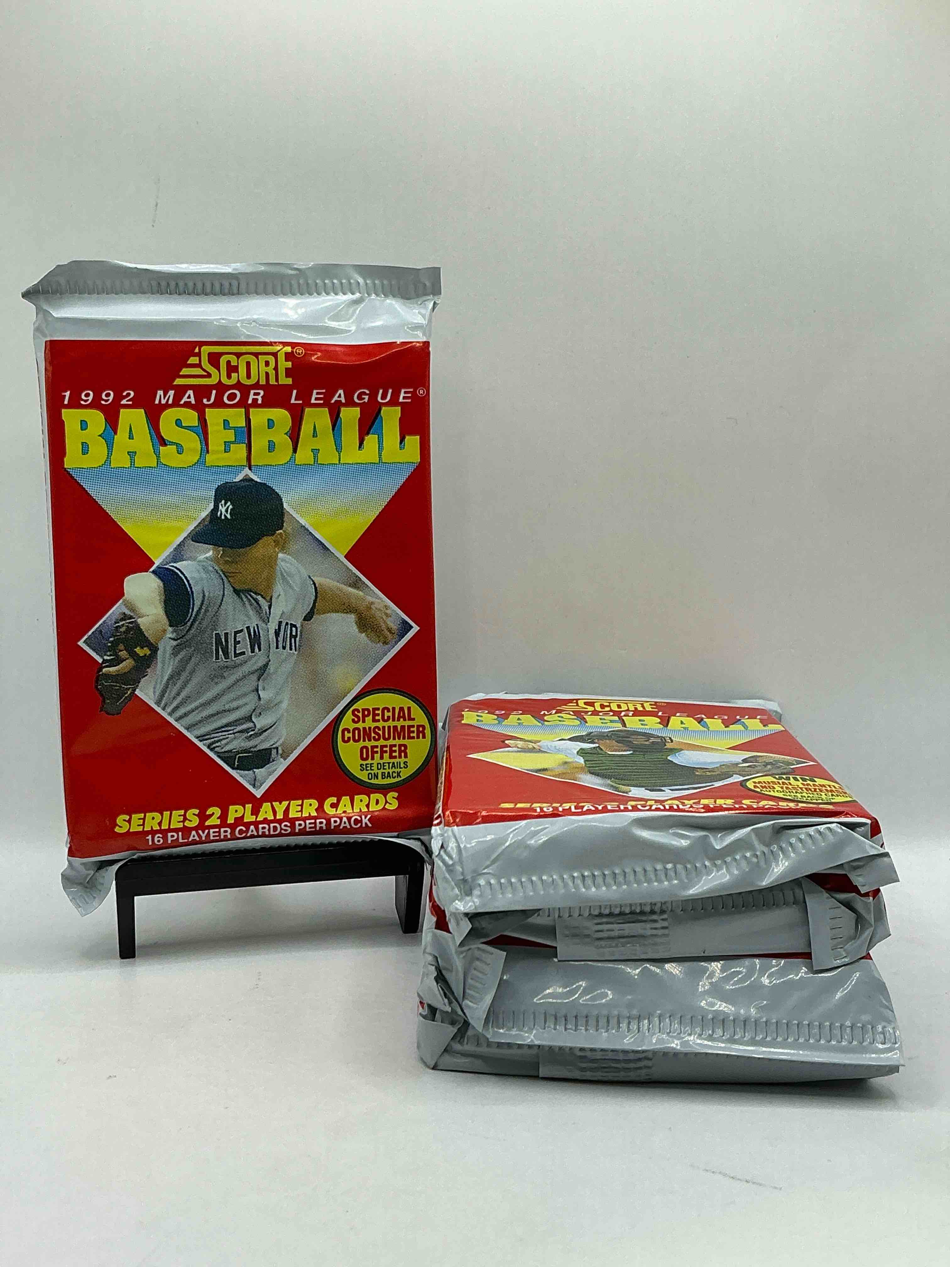 mantle, musial or yastrzemski autograph!? 6,496 randomly inserted signature cards in the packs from this year of any of these players! 1992 score baseball craziness! series 2, see what you get!