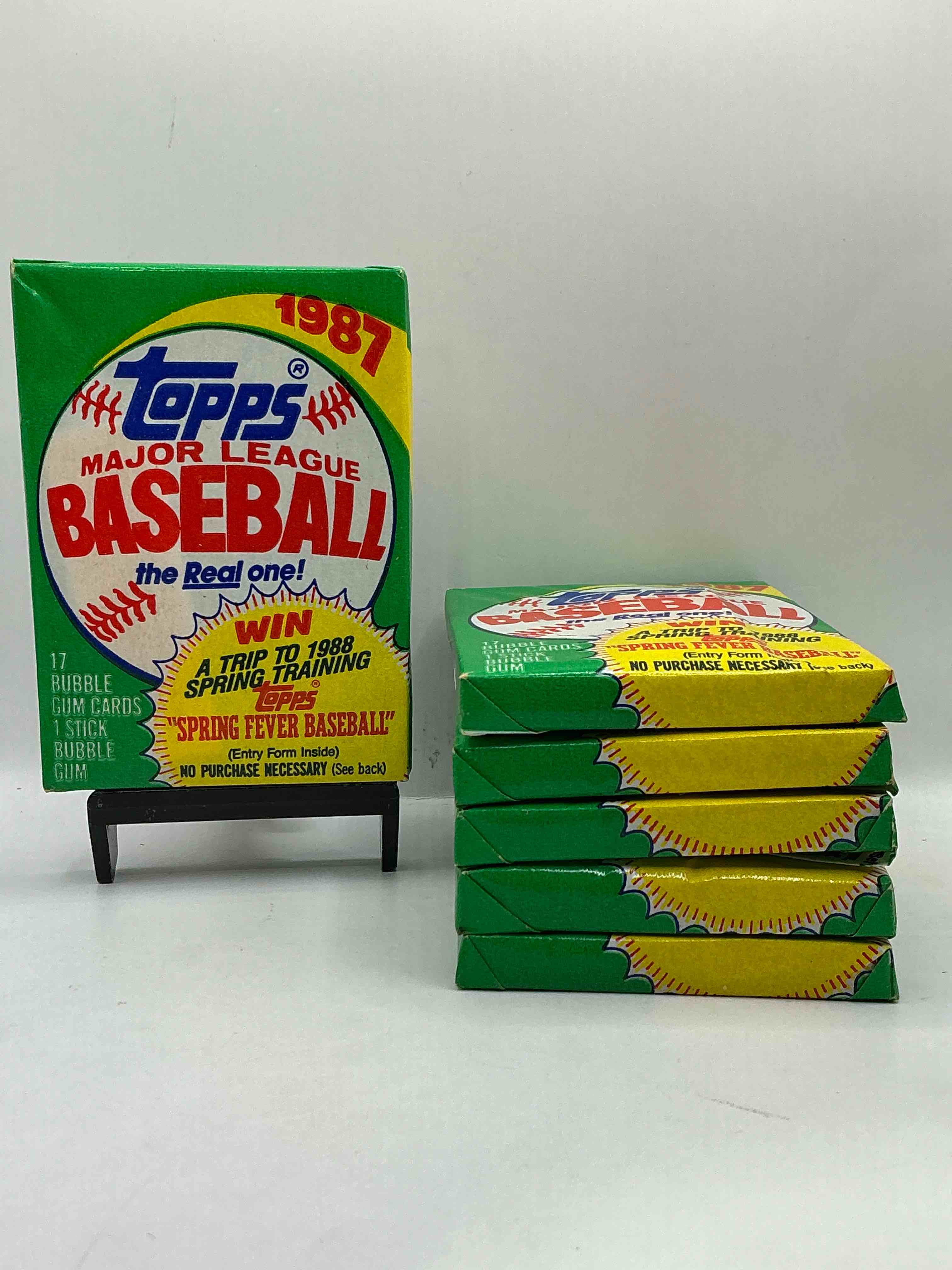 Loaded! 1987 Topps Baseball Unopened Sports Card Collectible Wax Pack, Direct From Original Retail Case! 1987 Topps Baseball Is A Loaded Year With Rookie Cards From Barry Bonds (PSA 10 $300+), Bo Jackson, Jose Canseco & More! Excellent Condition!
