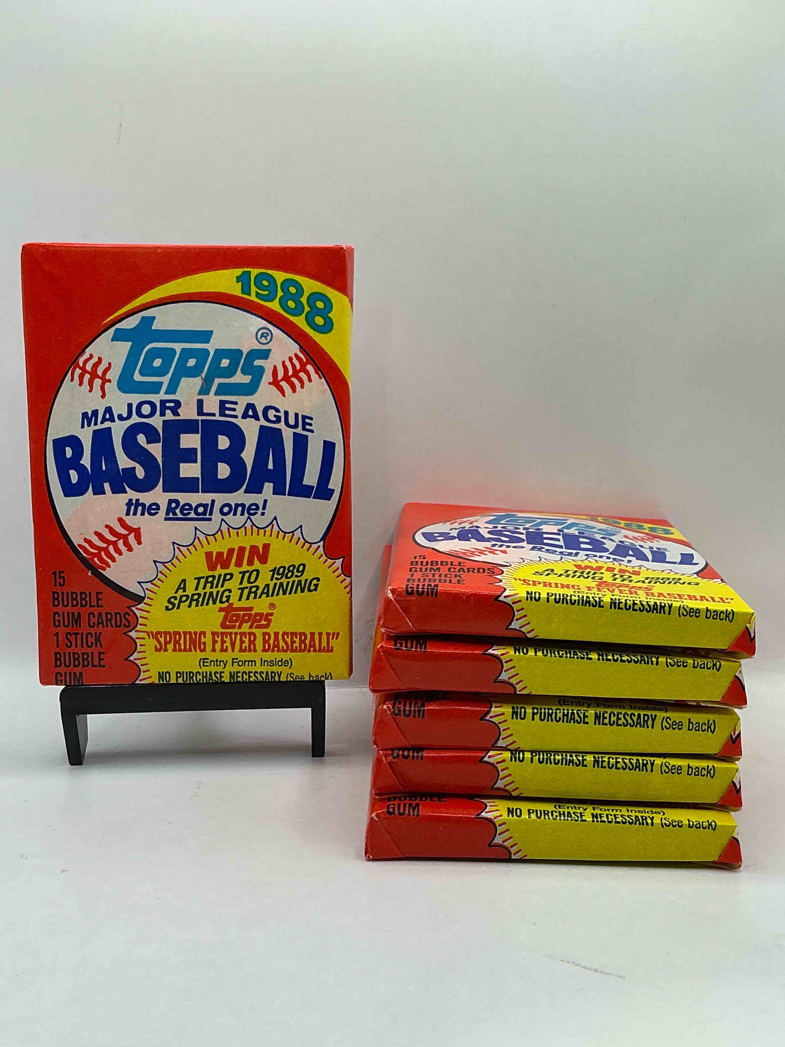 80's Baseball Fan's Rejoice! 1988 Topps Baseball Unopened Wax Packs Full Of Collectible Trading Cards! Search For Valuable Don Mattingly "World Of Baseball" & Nolan Ryan Cards Worth Hundreds In Perfect Condition!