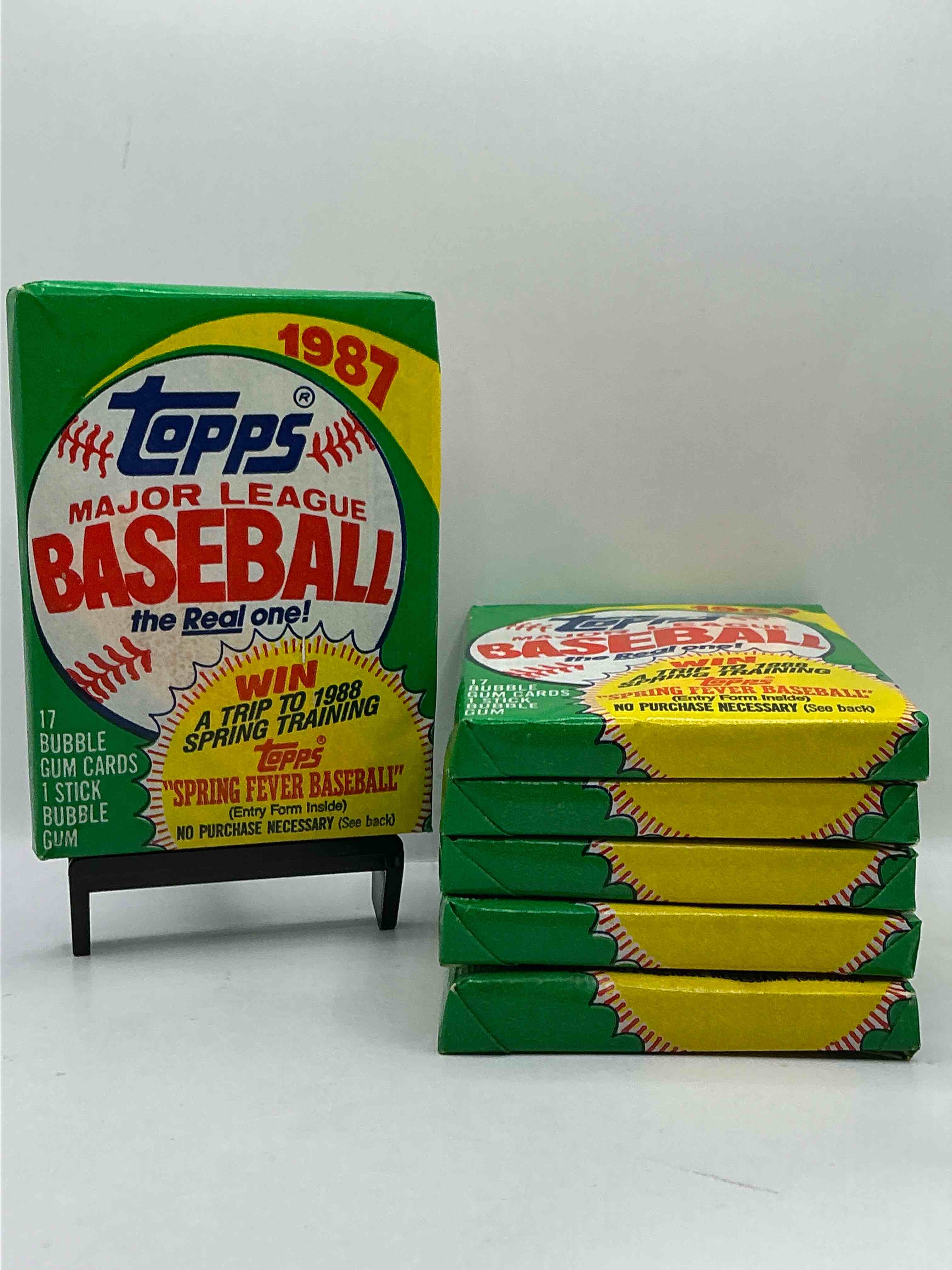 Loaded! 1987 Topps Baseball Unopened Sports Card Collectible Wax Pack, Direct From Original Retail Case! 1987 Topps Baseball Is A Loaded Year With Rookie Cards From Barry Bonds (PSA 10 $300+), Bo Jackson, Jose Canseco & More! Excellent Condition!