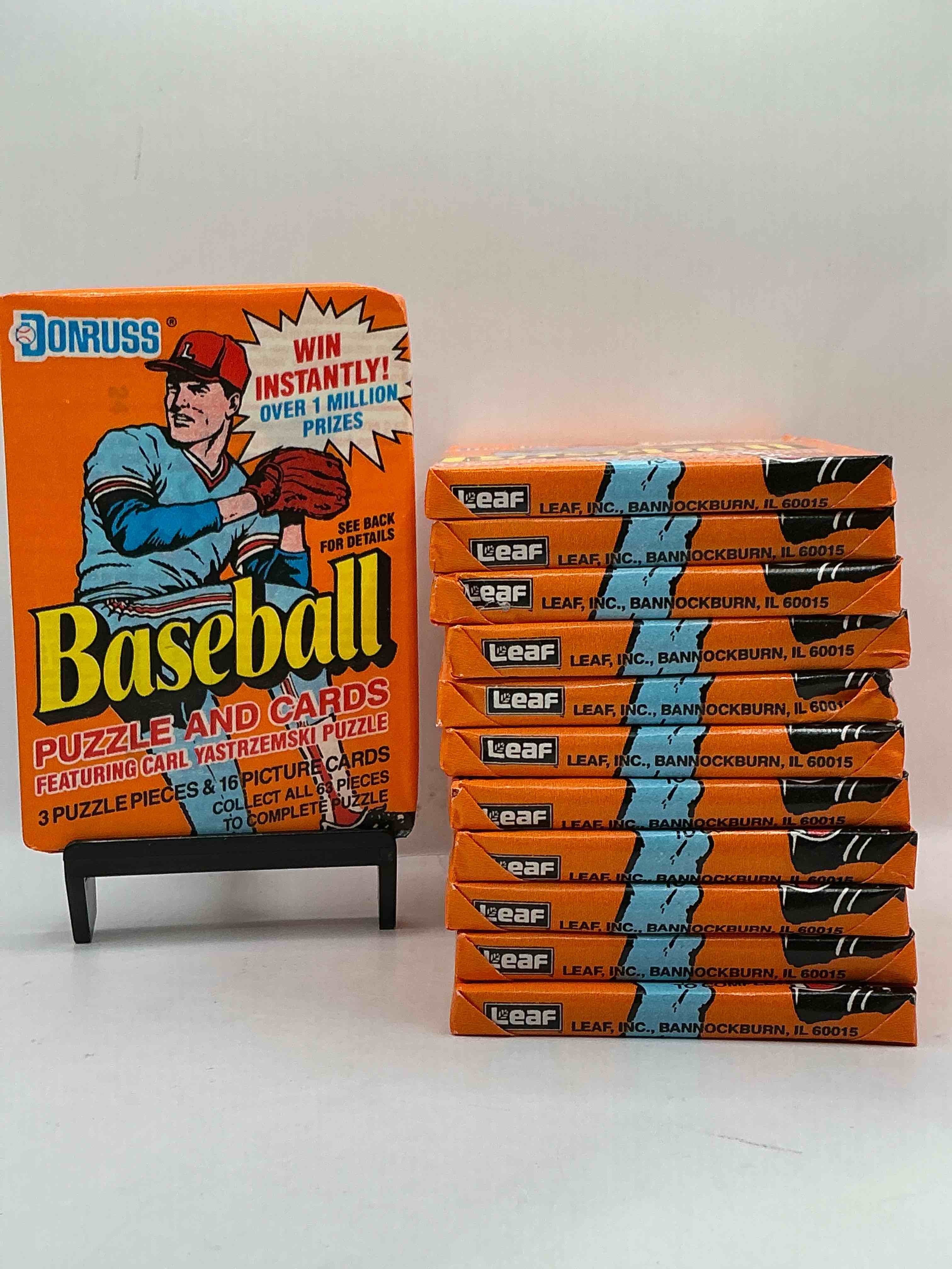 Diamond Kings Ken Griffey Jr!? 1990 Donruss Baseball Unopened Wax Packs! Hard To Find! Straight From Original Box! Search For Possible Juan Gonzalez Rookie Card!As Well As Valuable Ken Griffey Jr. Cards!