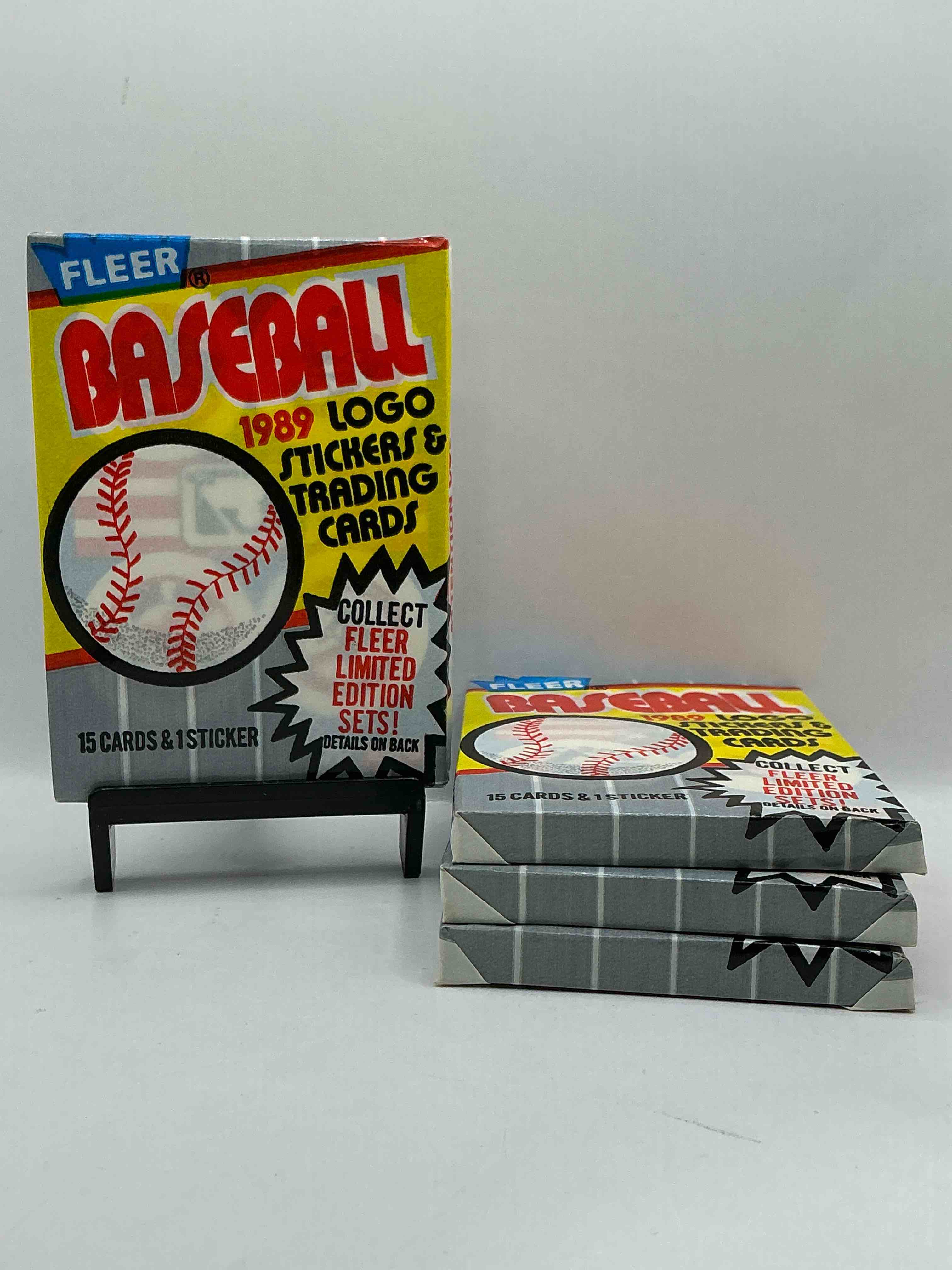 Loaded! 1989 Fleer Baseball Sports Card Wax Pack, Direct From Original Retail Case! This Is The Place To Search For Ken Griffey Jr's True Fleer Rookie Card #548 (PSA 10 Value $175+) & Billy Ripken & Randy Johnson Rookie Error Cards Worth Thousands! Getting Harder & Harder To Find!