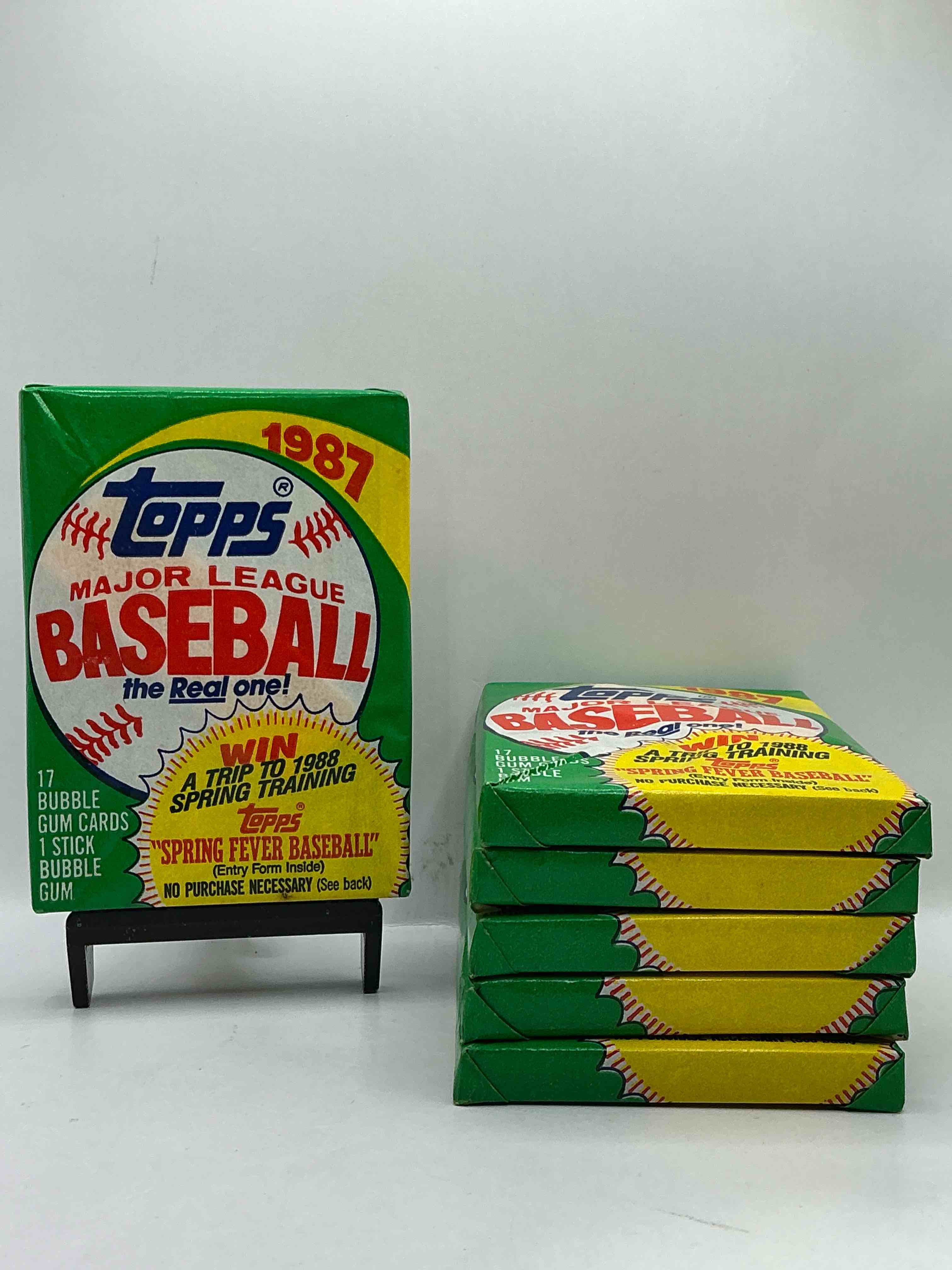 Loaded! 1987 Topps Baseball Unopened Sports Card Collectible Wax Pack, Direct From Original Retail Case! 1987 Topps Baseball Is A Loaded Year With Rookie Cards From Barry Bonds (PSA 10 $300+), Bo Jackson, Jose Canseco & More! Excellent Condition!