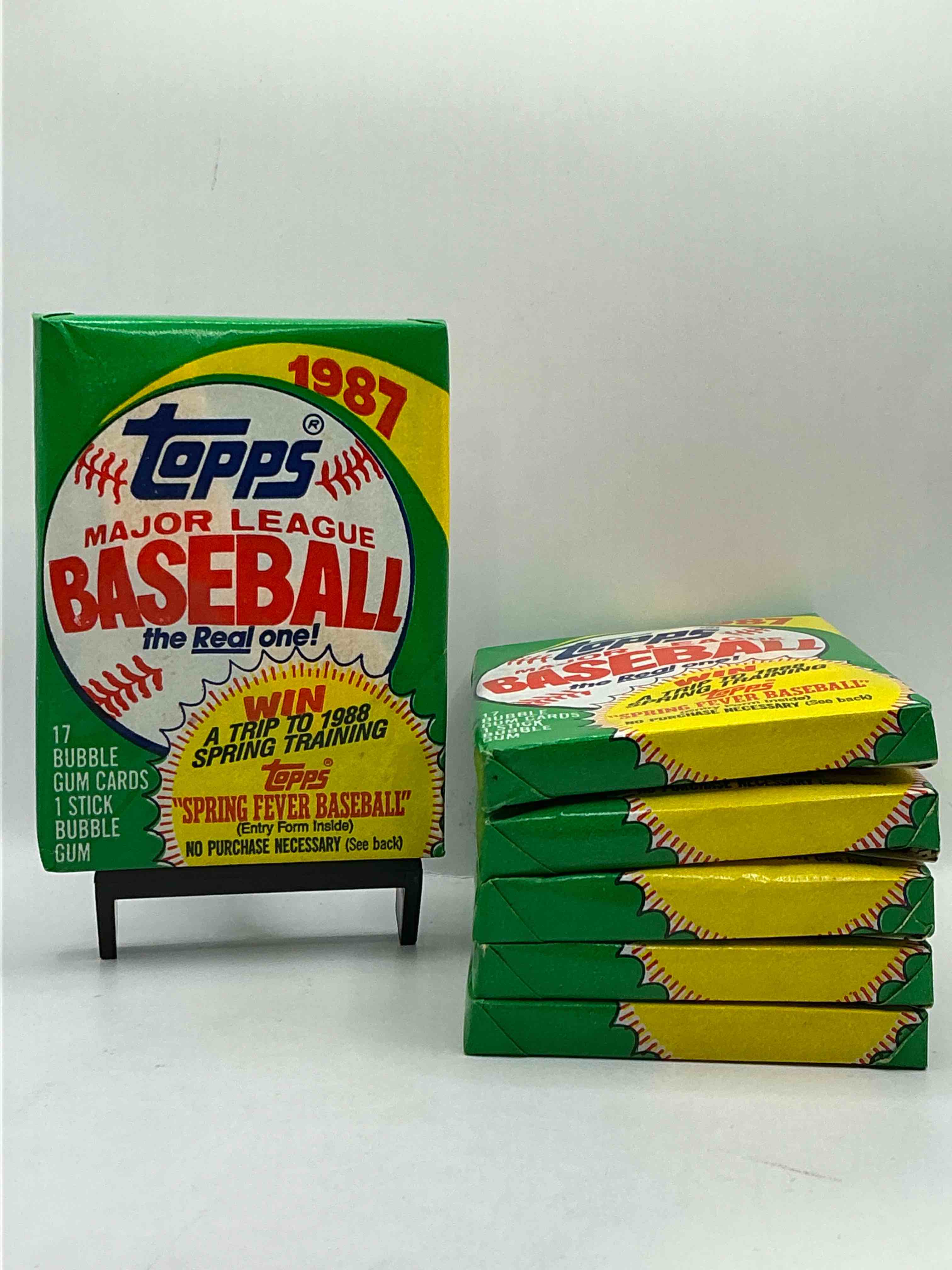 Loaded! 1987 Topps Baseball Unopened Sports Card Collectible Wax Pack, Direct From Original Retail Case! 1987 Topps Baseball Is A Loaded Year With Rookie Cards From Barry Bonds (PSA 10 $300+), Bo Jackson, Jose Canseco & More! Excellent Condition!
