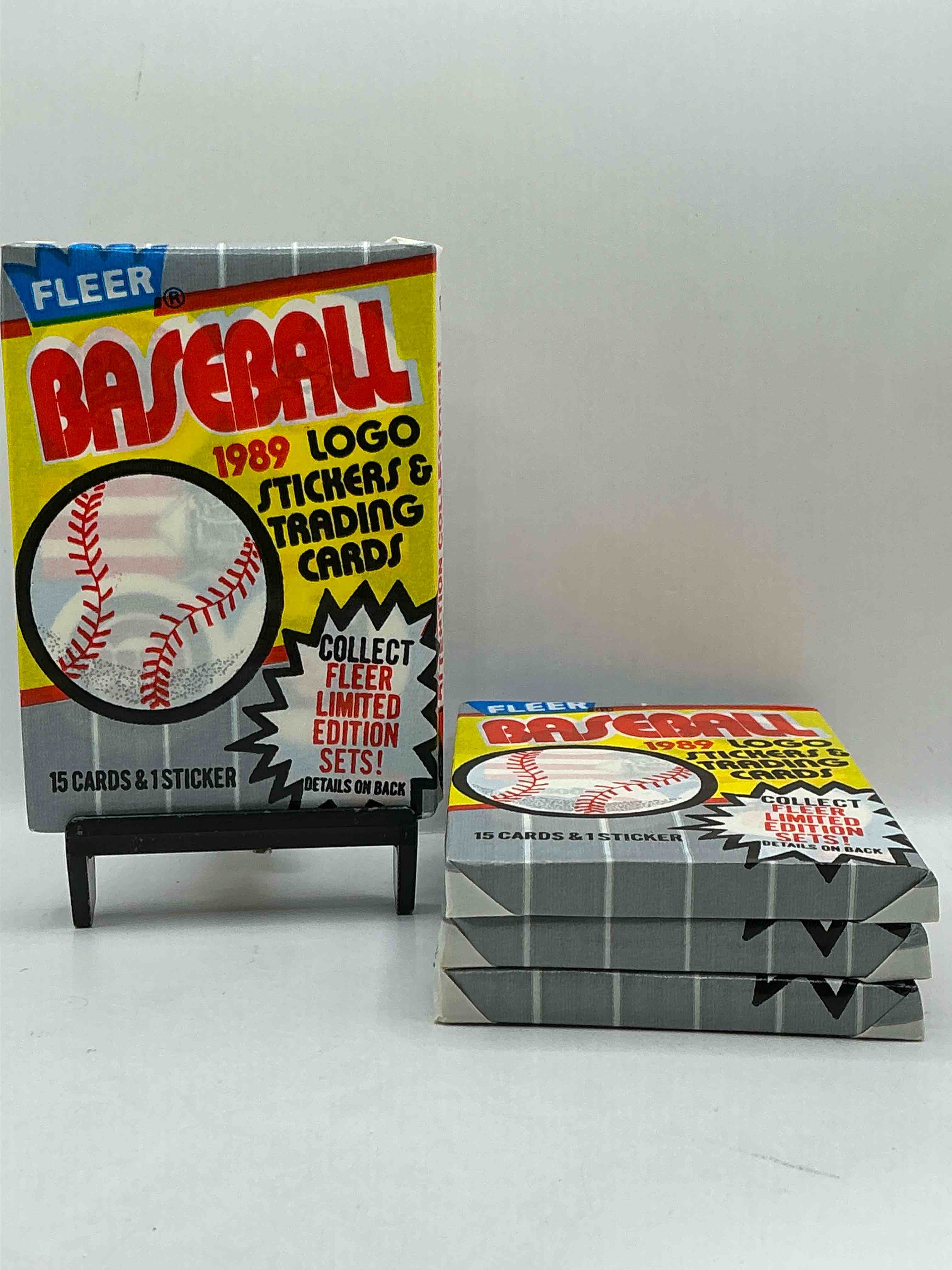 Loaded! 1989 Fleer Baseball Sports Card Wax Pack, Direct From Original Retail Case! This Is The Place To Search For Ken Griffey Jr's True Fleer Rookie Card #548 (PSA 10 Value $175+) & Billy Ripken & Randy Johnson Rookie Error Cards Worth Thousands! Getting Harder & Harder To Find!