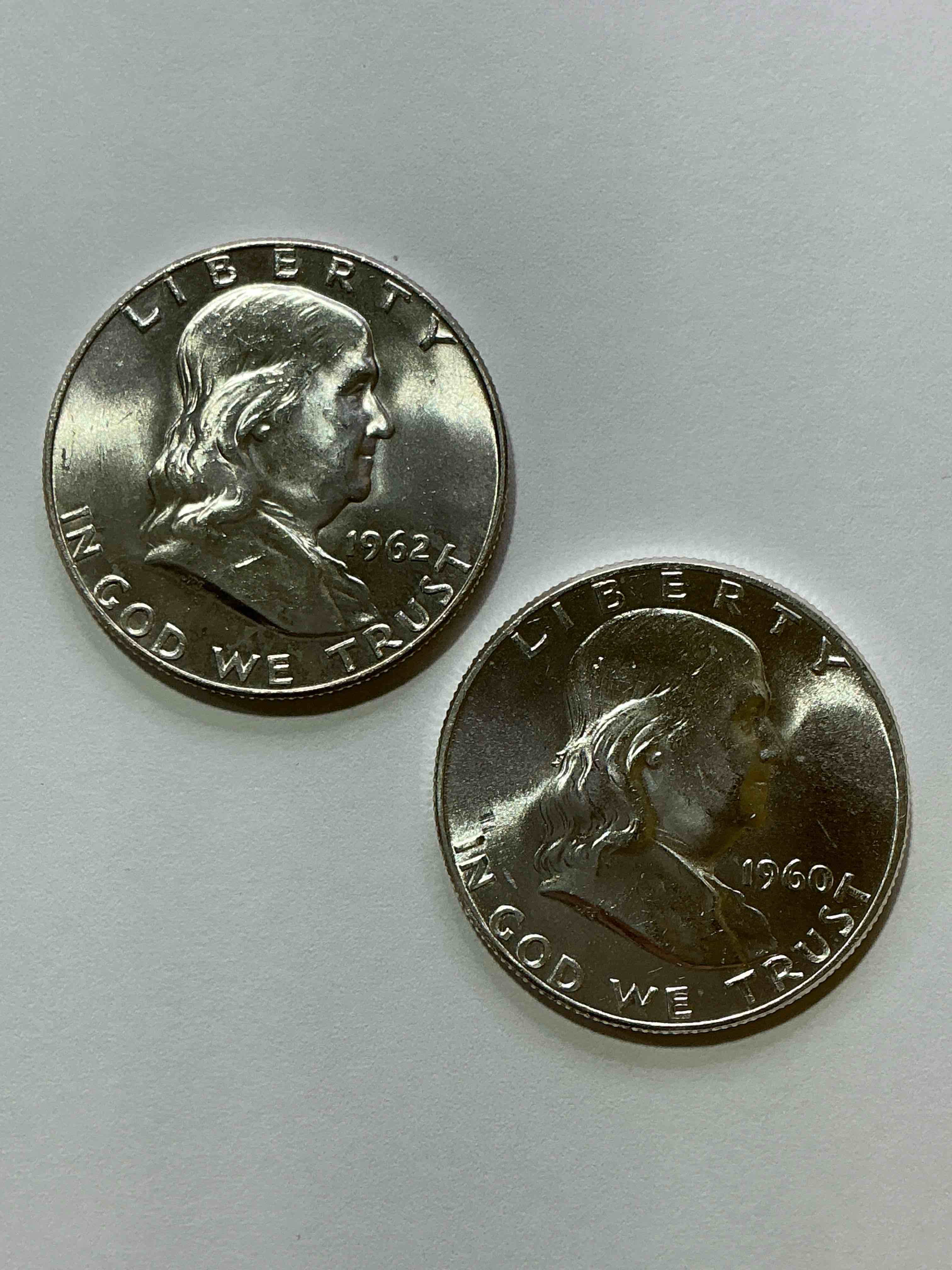 Uncirculated Ben Franklin Silver! Pre 1965 Silver U.S. Half Dollar Coins! Before 1965 American Half Dollars Were Actually Silver, Here Is A Gorgeous Example Of A Rare Ben Franklin Silver Half Dollar. Uncirculated, Great Condition & Great For Investing In Precious Metals! These Heavy Half Dollars Were Minted At 90% Silver and 10% Copper, Giving Them A Net Weight Of .36169 Ounces Of Pure Silver Per Coin! Getting Very Rare. Invest & Win!