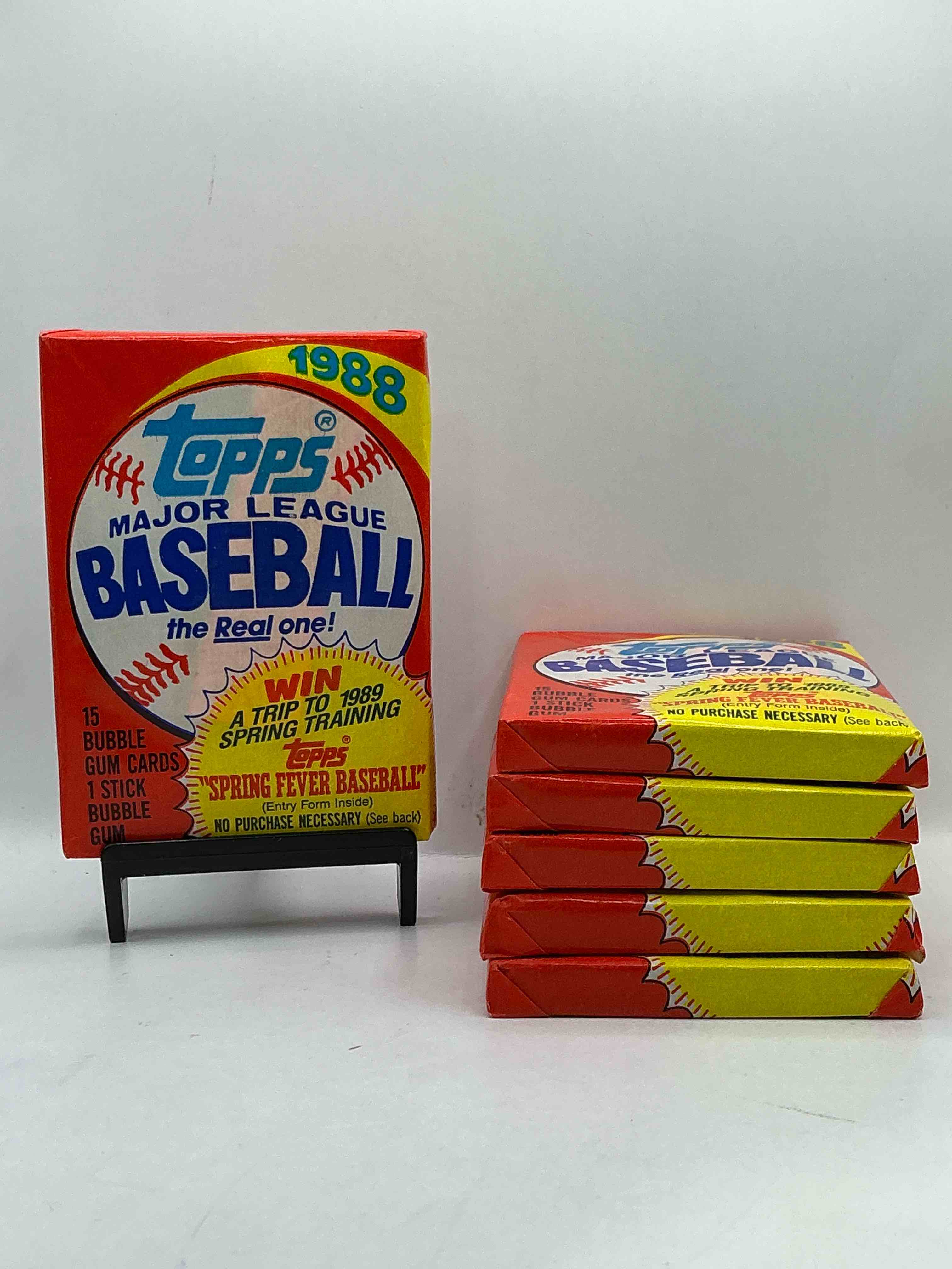 80's Baseball Fan's Rejoice! 1988 Topps Baseball Unopened Wax Packs Full Of Collectible Trading Cards! Search For Valuable Don Mattingly "World Of Baseball" & Nolan Ryan Cards Worth Hundreds In Perfect Condition!