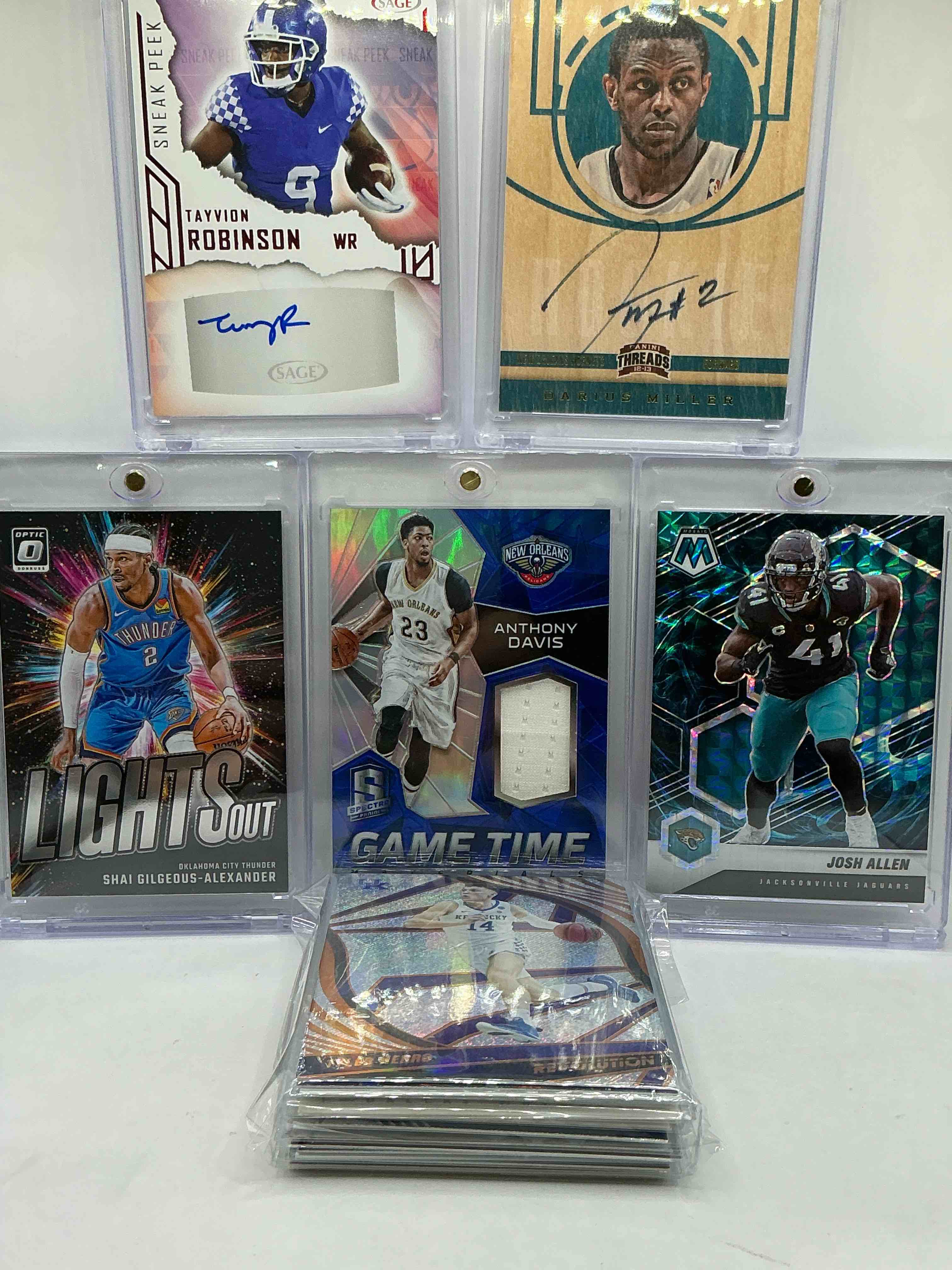 Josh Allen Case Hit Genesis Mosaic SUPER RARE! Anthony Davis /49 Spectra Jersey Card, Shai Gilgeous Alexander Optic, On Card Darius Miller Auto & More! Insane 30 Card Kentucky Wildcats Lot! Legends, Commons & More Included! WOW!