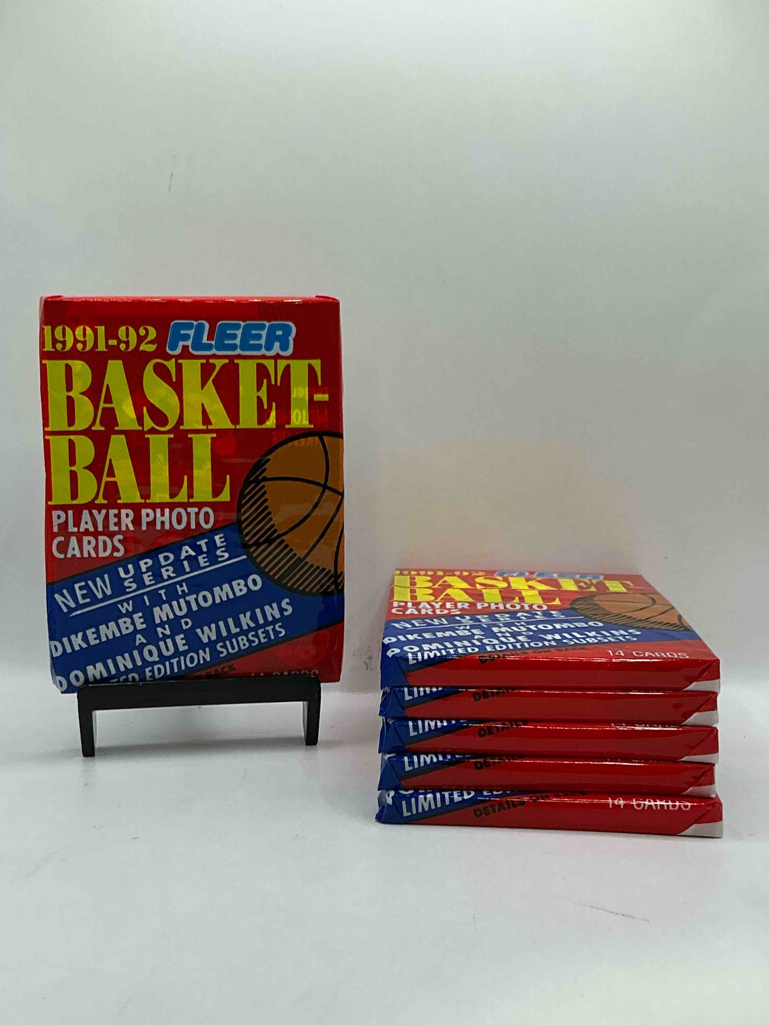 Basketball Wow! Rare 1991/92 NBA Fleer Sealed Sports Collectible Card Pack, Direct From Original Sealed Retail Case! So Many Awesome Cards To Search For Michael Jordan (PSA 10 Value $150) Larry Bird, Magic Johnson & Too Many Other Great Cards To List! Hard To Find, Excellent Like-New Condition!