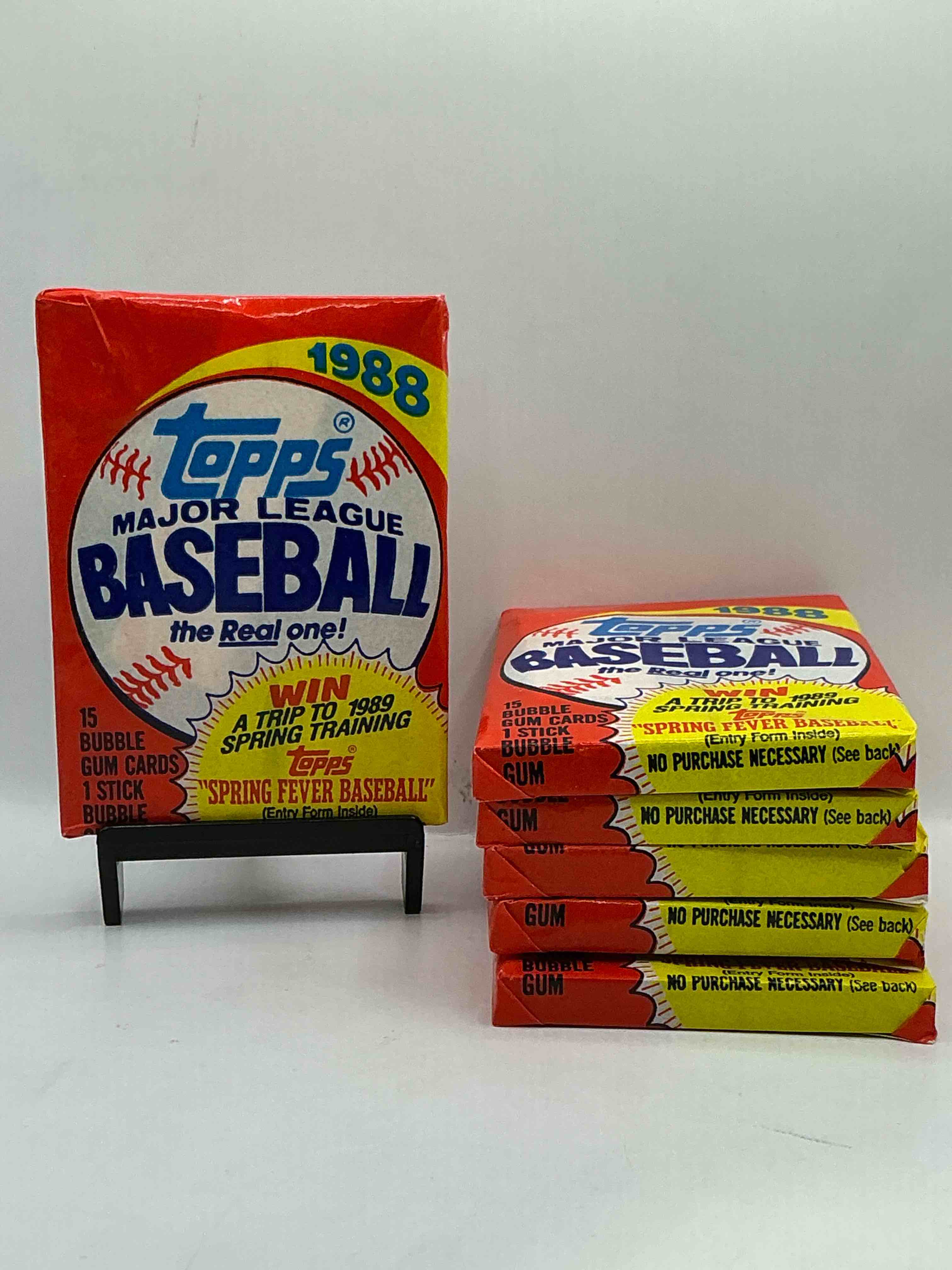 80's Baseball Fan's Rejoice! 1988 Topps Baseball Unopened Wax Packs Full Of Collectible Trading Cards! Search For Valuable Don Mattingly "World Of Baseball" & Nolan Ryan Cards Worth Hundreds In Perfect Condition!