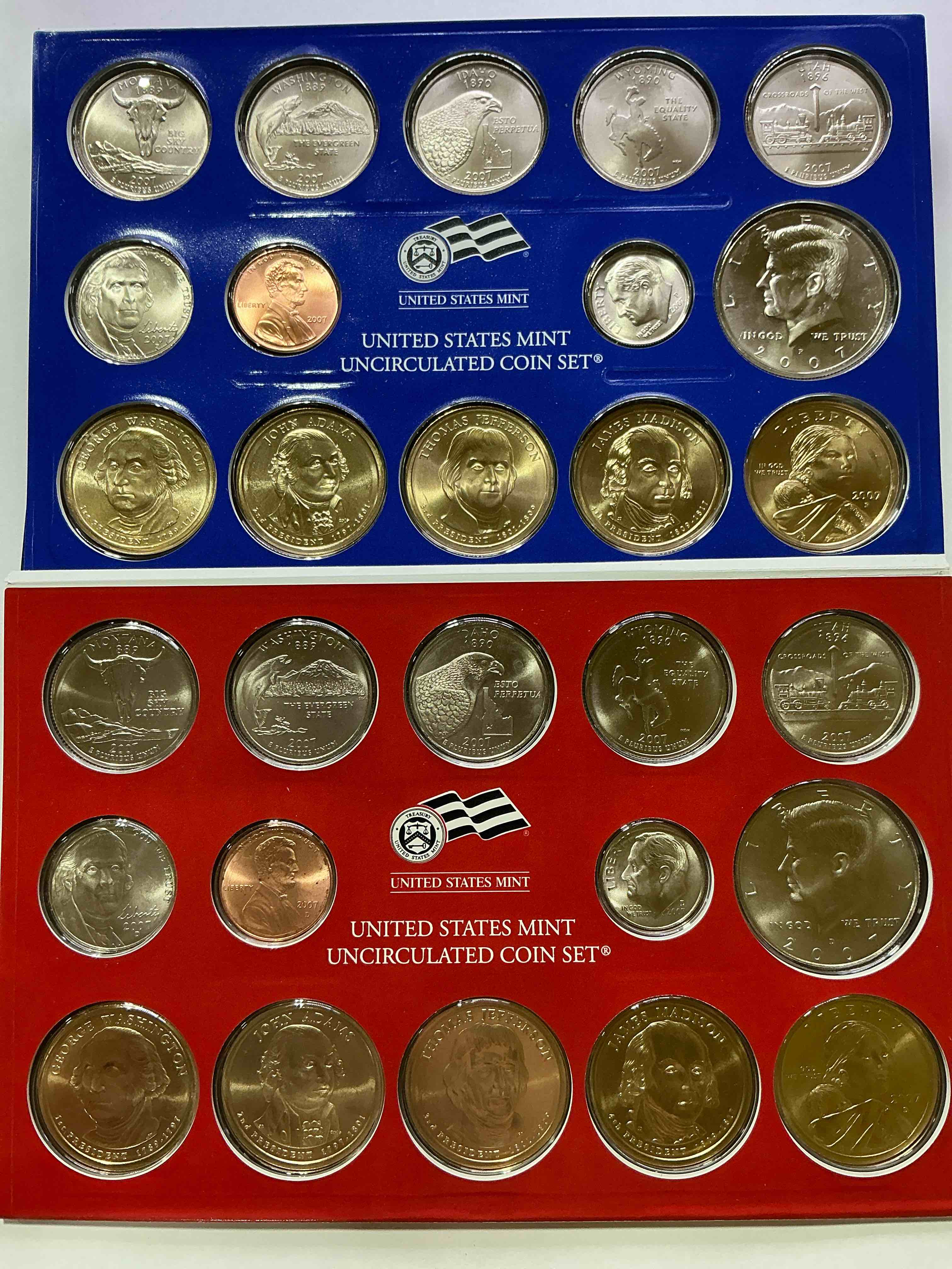 2007 Mint Coins! Uncirculated 28 Coins, Including Sacagawea Dollar Coins, Half Dollars, State Quarters, Dimes, Nickels & Pennies! Insane Mint Coins!