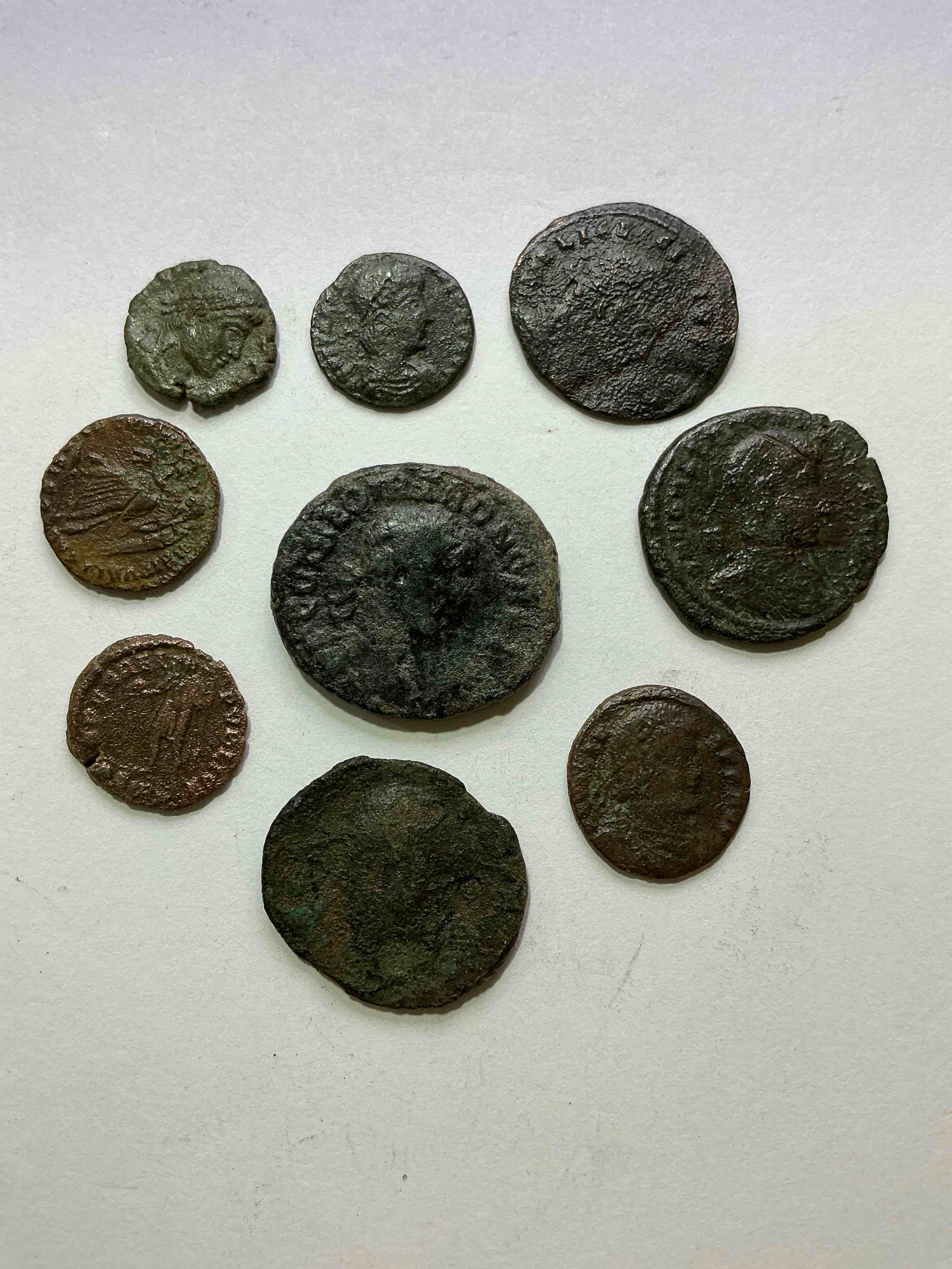 Ancient Roman Coins! 1,600-1700 YEARS OLD Approximately! Check Out These Amazing Authentic Pieces Of History, Ancient Roman Bronze Coins From The Approx 300 to 400 A.D Era... Serious Pieces Of History & Serious Colléctor Items! Own Authentic Pieces Of Ancient History!