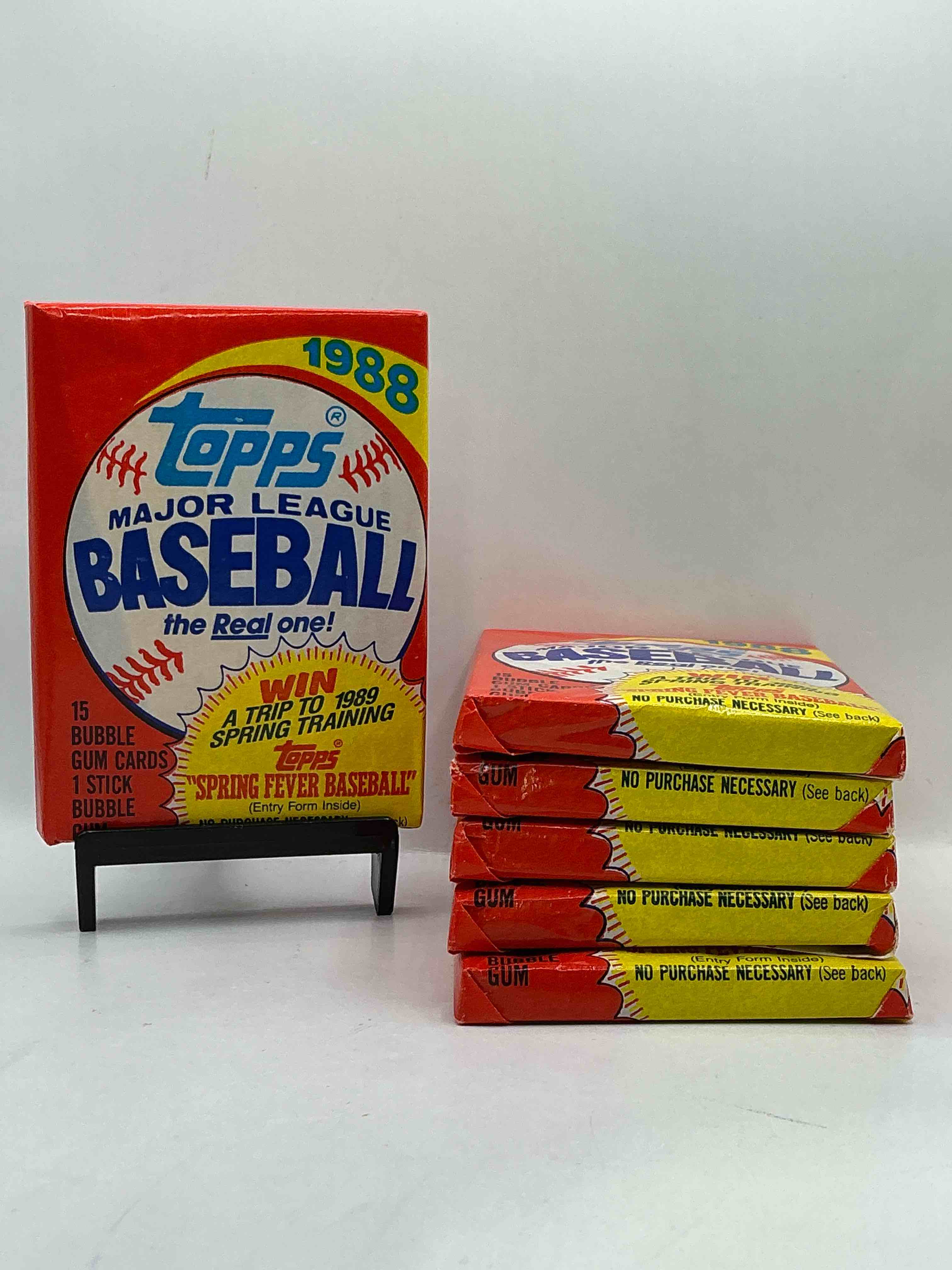 80's Baseball Fan's Rejoice! 1988 Topps Baseball Unopened Wax Packs Full Of Collectible Trading Cards! Search For Valuable Don Mattingly "World Of Baseball" & Nolan Ryan Cards Worth Hundreds In Perfect Condition!