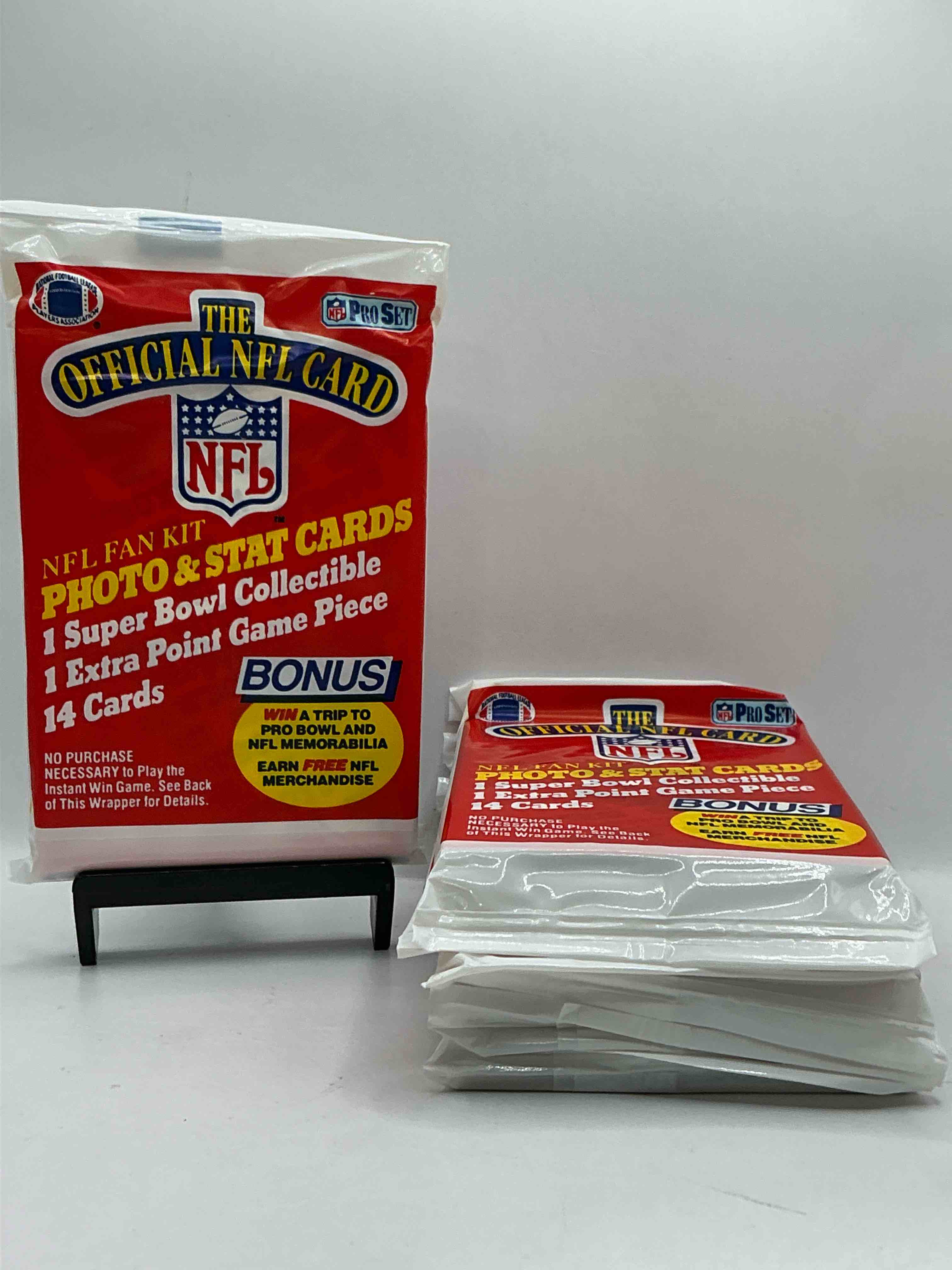Loaded! 1989 Pro Set Football Sealed Card Pack, Direct From Original Retail Case!Highly Sought After By Collectors As This Year Is Loaded With High Profile Rookies!Search For Rookie Cards From Barry Sanders, Deion Sanders, Troy Aikman, Michael Irvin & Much More! Getting Hard To Find!