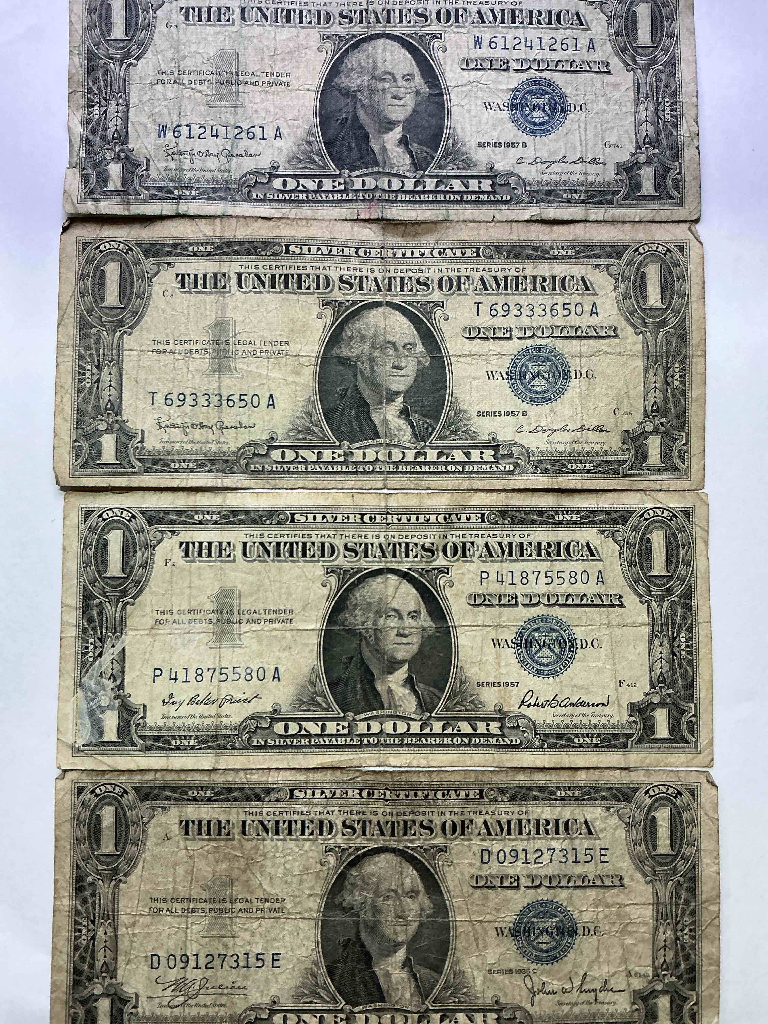 1957 & 1935 Silver Certificates! Did You Know That Prior To 1964 One Dollar U.S. Paper Money Was Actually Redeemable For Silver Dollars?! Wow How Times Have Changed! Silver Certificates Were Produced From 1878 To 1964 & Are Still Considered Legal Tender At Face Value. Here Are Gorgeous, Circulated 1935 & 1957 U.S. One Dollar Silver Certificate, With Highly Collectible "Blue Seal!* Own An Awesome Piece Of History!