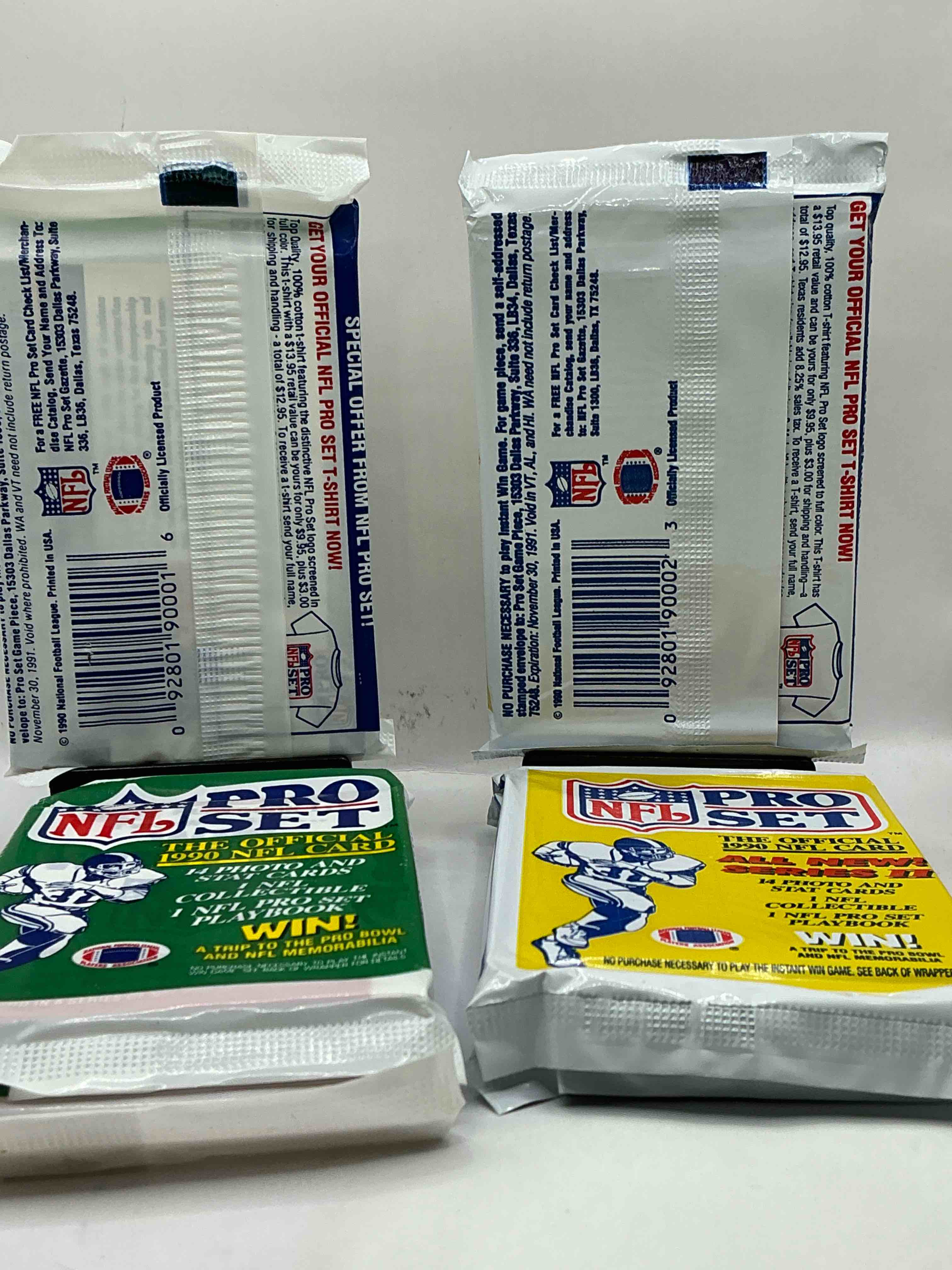 Condition photo showing New/Like New for Wow! 1990 Pro Set Football Sealed Card Pack, Direct From Original Retail Case!Highly Sought After By Collectors As This Year Is Loaded With High Profile Cards!Search For Cards From Barry Sanders, Deion Sanders, Troy Aikman, Michael Irvin & Much More! Getting Hard To Find!