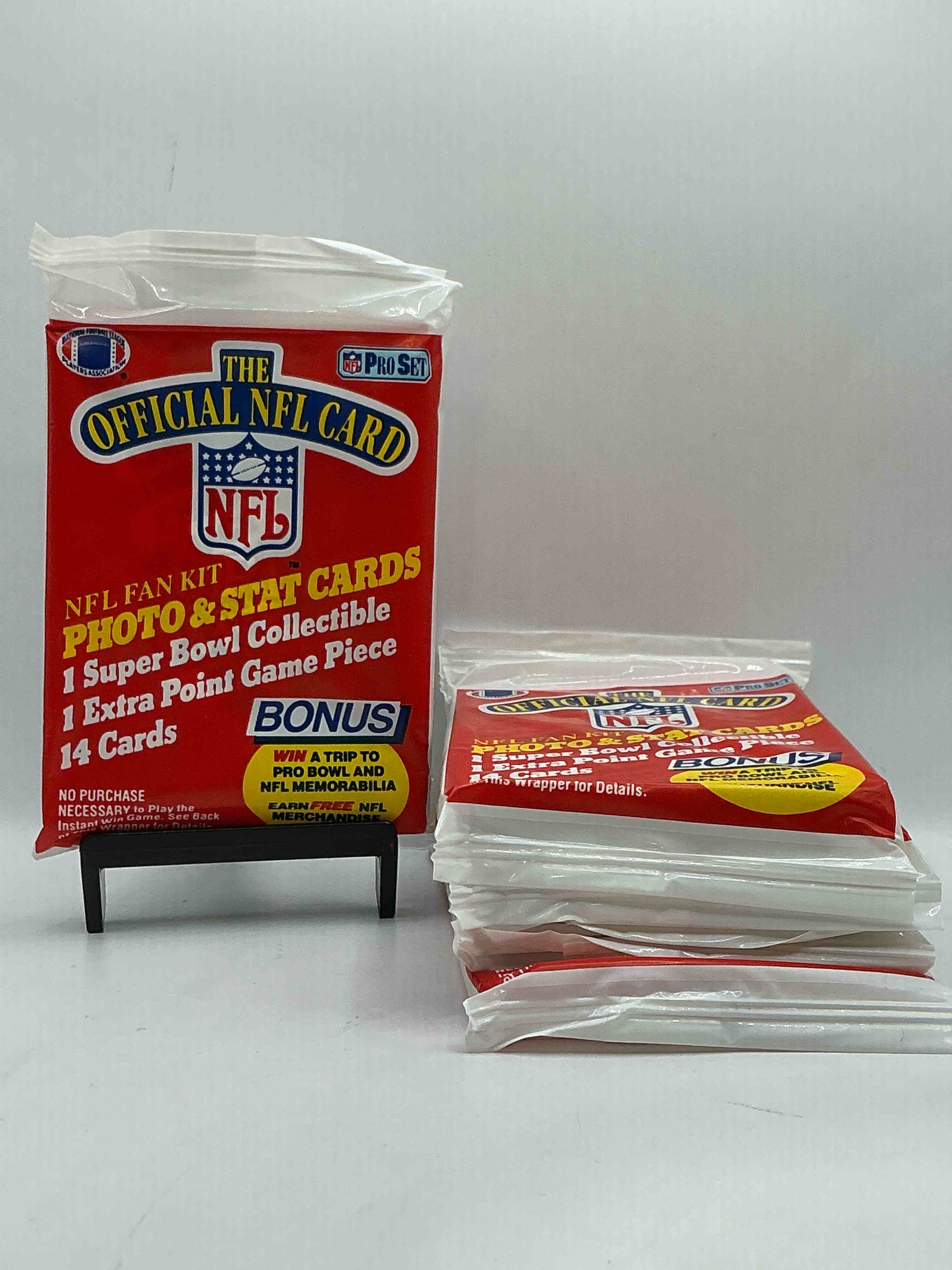 Loaded! 1989 Pro Set Football Sealed Card Pack, Direct From Original Retail Case!Highly Sought After By Collectors As This Year Is Loaded With High Profile Rookies!Search For Rookie Cards From Barry Sanders, Deion Sanders, Troy Aikman, Michael Irvin & Much More! Getting Hard To Find!
