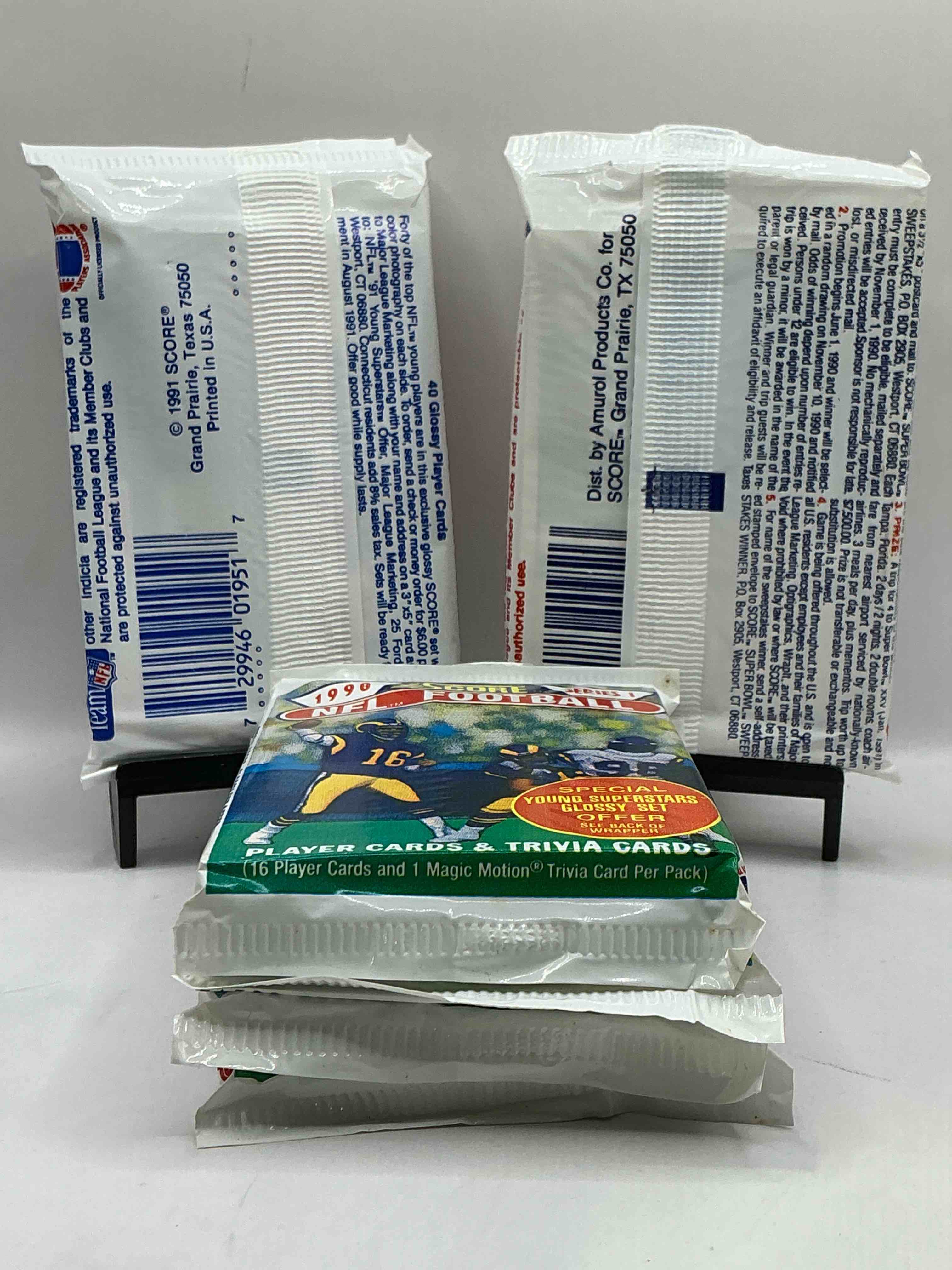 Condition photo showing New/Like New for Emmitt Smith Rookie!? In Perfect Condition Worth Hundreds! 1990 Score Football Unopened Collectible Sports Card Packs! Direct From Original Box! Look For Valuable Emmitt Smith Rookie Cards! Let The Search Begin!