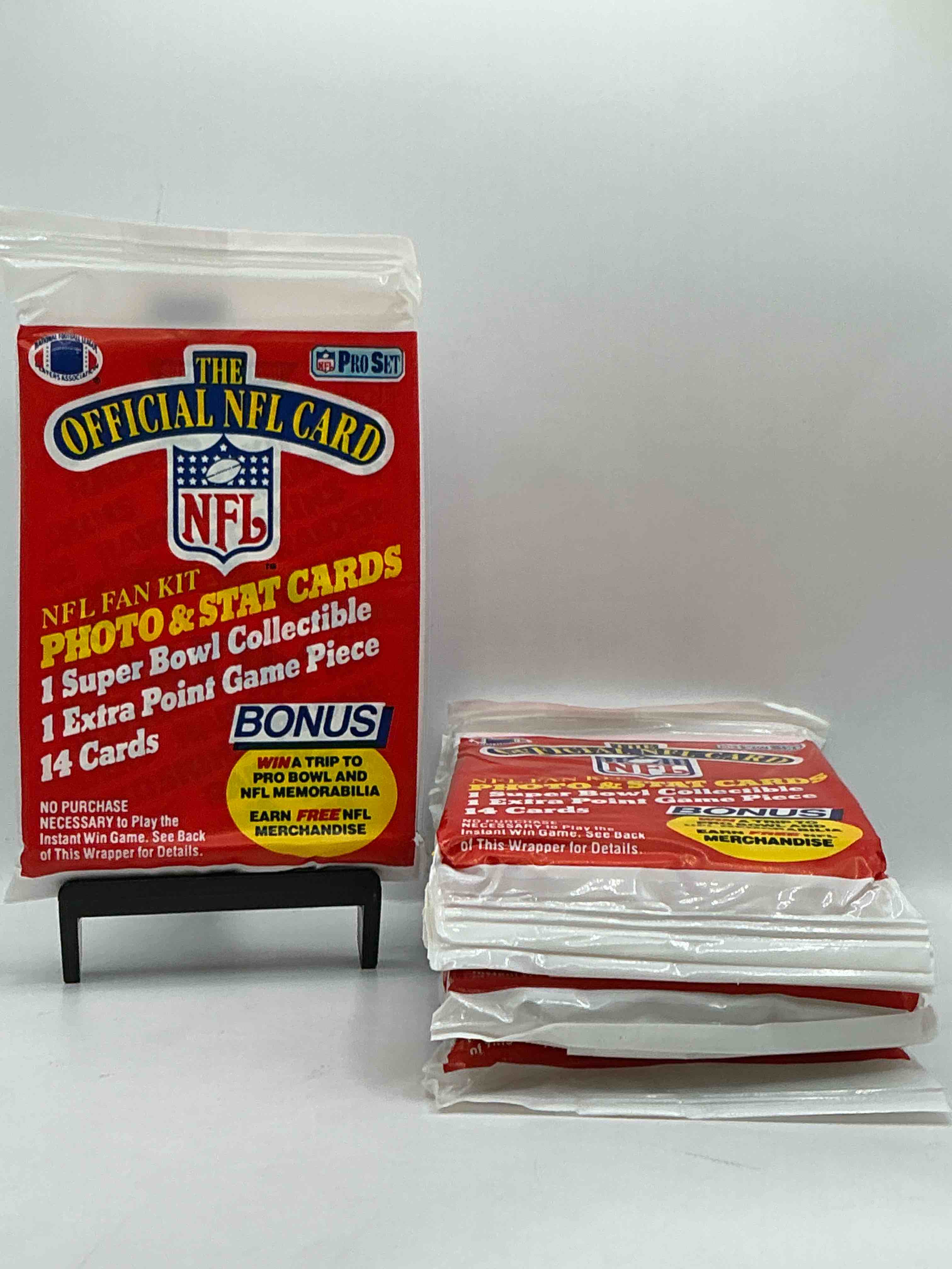 Loaded! 1989 Pro Set Football Sealed Card Pack, Direct From Original Retail Case!Highly Sought After By Collectors As This Year Is Loaded With High Profile Rookies!Search For Rookie Cards From Barry Sanders, Deion Sanders, Troy Aikman, Michael Irvin & Much More! Getting Hard To Find!