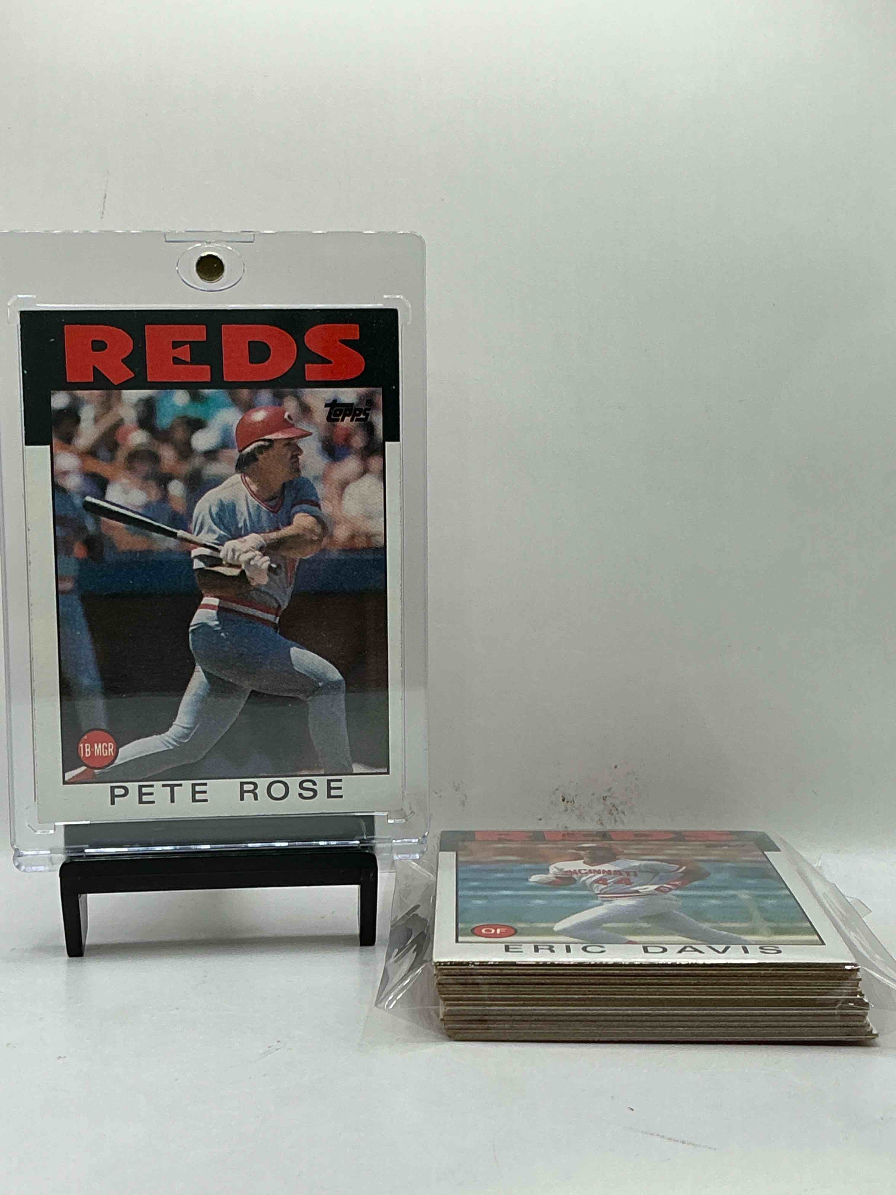 1986 Reds Topps Baseball Team Set! Vintage Reds Lot! Pete Rose, Eric Davis, Max Venable, Mario Soto, Tony Perez, Dave Concepcion & More! 80’s Baseball History… Cincinnati Reds! 