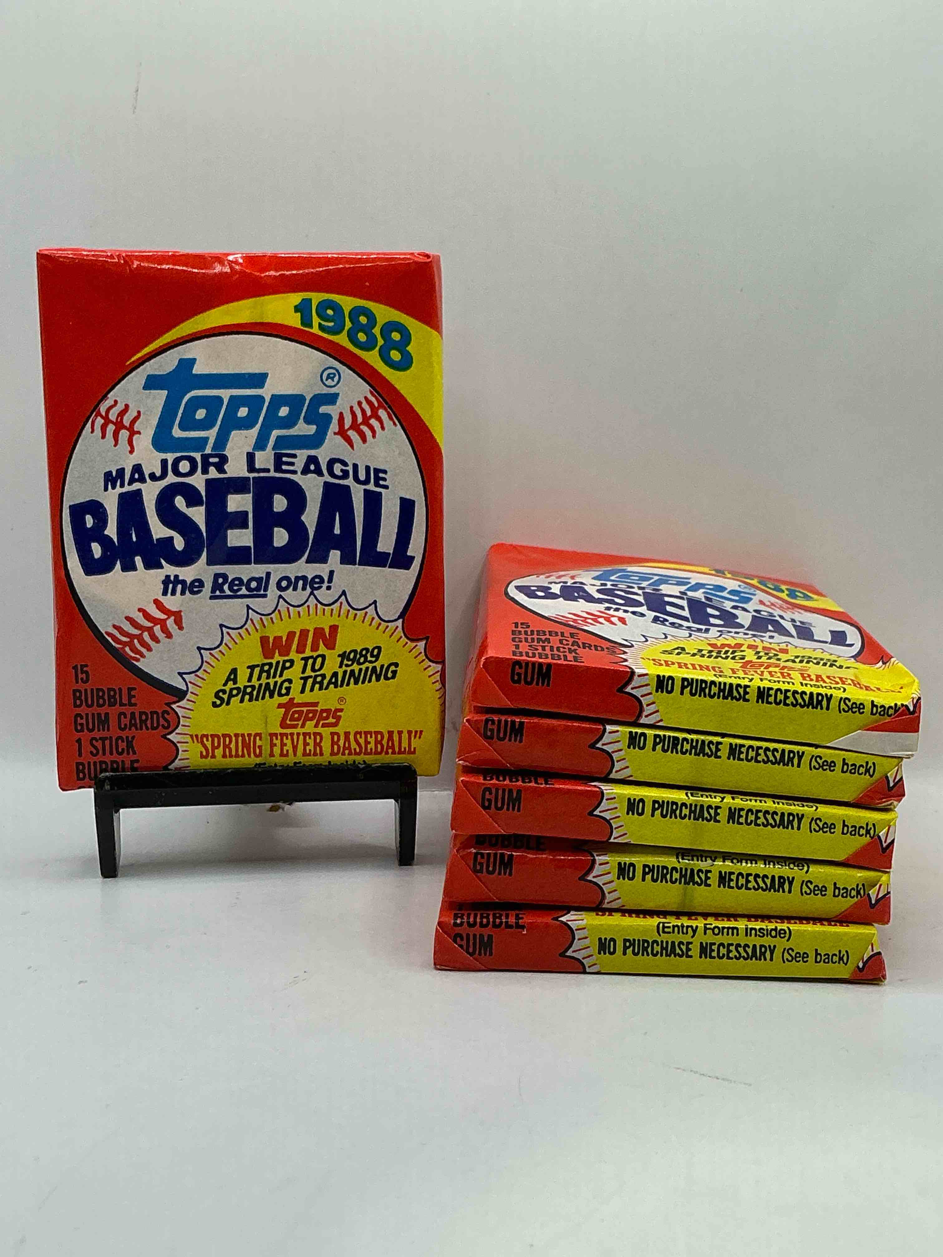 80's Baseball Fan's Rejoice! 1988 Topps Baseball Unopened Wax Packs Full Of Collectible Trading Cards! Search For Valuable Don Mattingly "World Of Baseball" & Nolan Ryan Cards Worth Hundreds In Perfect Condition!