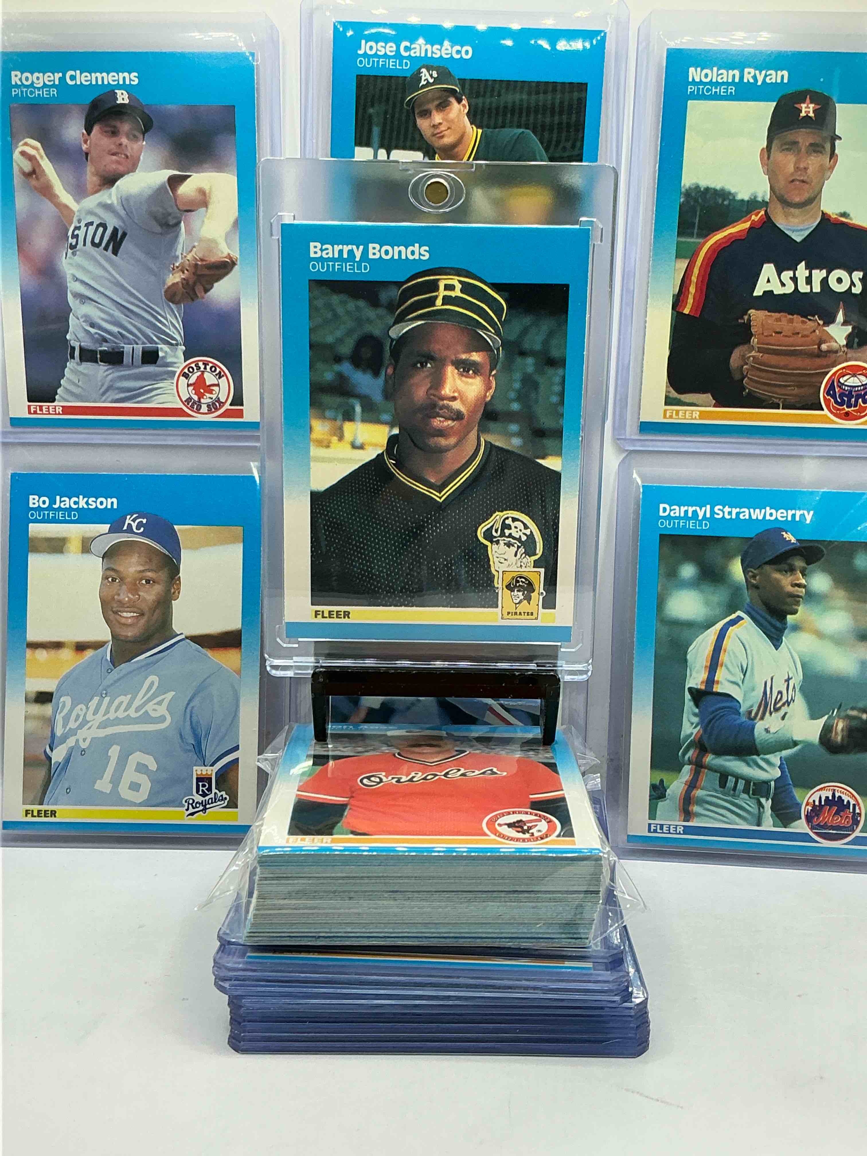 Jose Canseco, Bo Jackson, Barry Bonds & More! 1987 Fleer Baseball 50 Card Craziness! Bo Jackson, Barry Bonds, Kirby Puckett, Rickey Henderson, Don Mattingly, Wade Boggs, Fernando Valenzuela, Nolan Ryan, Roger Clemens & More! The BEST Players From The Time! Super Rare Set With All Of These Stars! 50 Card Craziness! Legends, Heroes & Commons!