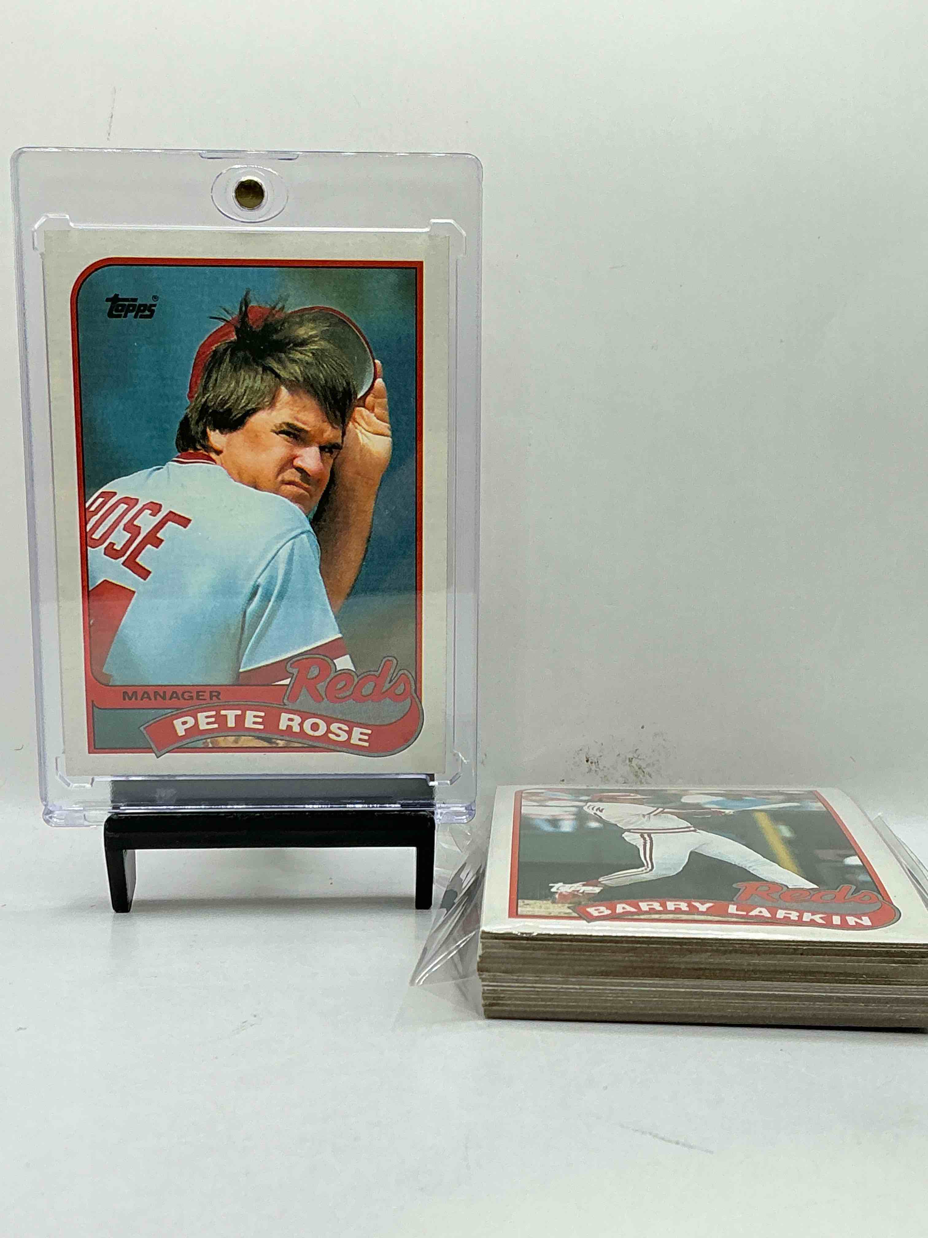 1989 Topps Reds Team Set! 29 Card Reds Set! Pete Rose, Tom Browning, Reds Team Card, Eddie Miller, Ron Oester & More! Reds Fans Rejoice!