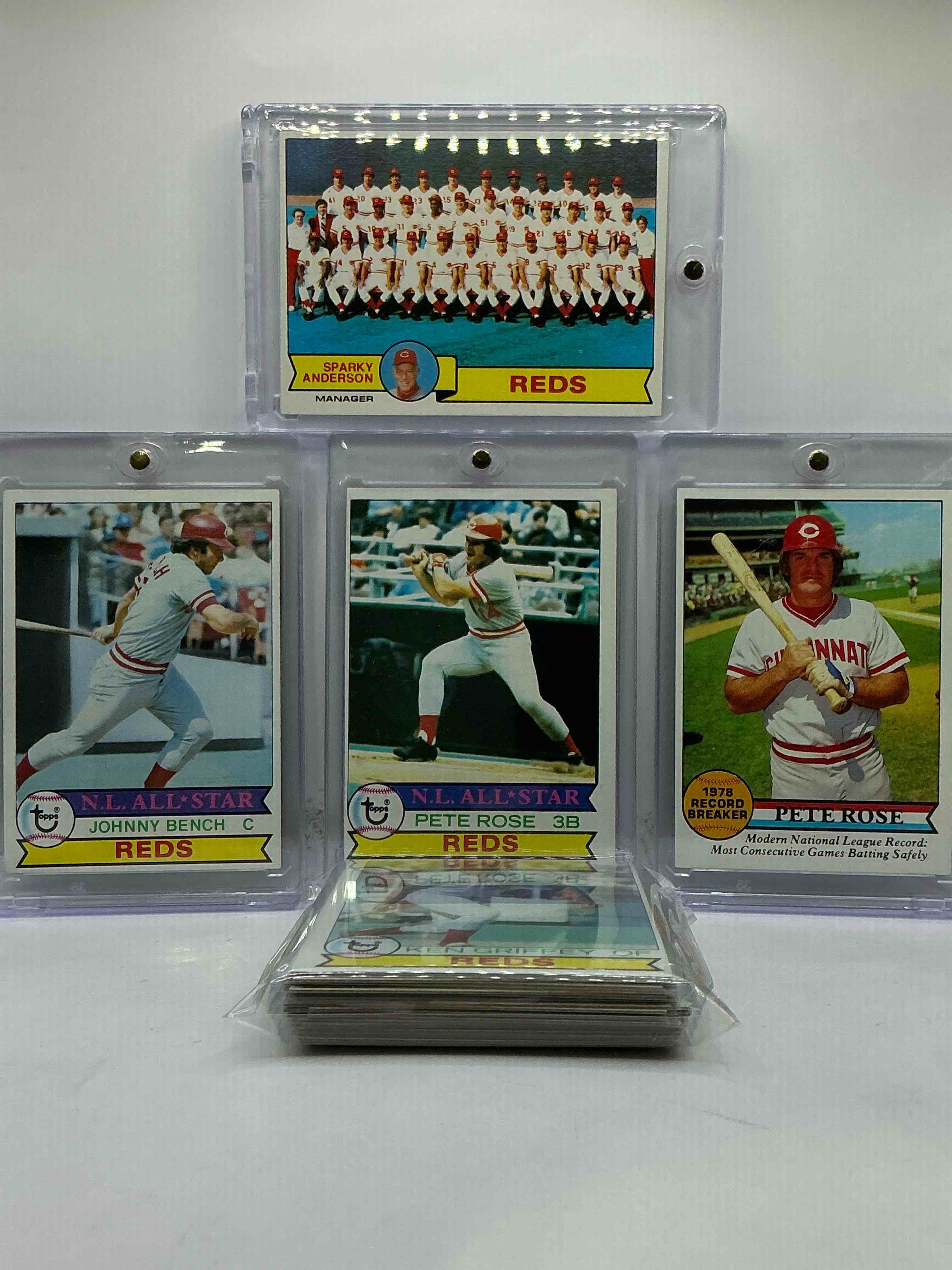 1979 Topps Reds Set! MULTIPLE Johnny Bench & Pete Rose Cards! Super Rare & Vintage 28 Card Reds Set WOW! Tom Seaver, Ken Griffey, Pete Rose, Johnny Bench & More!