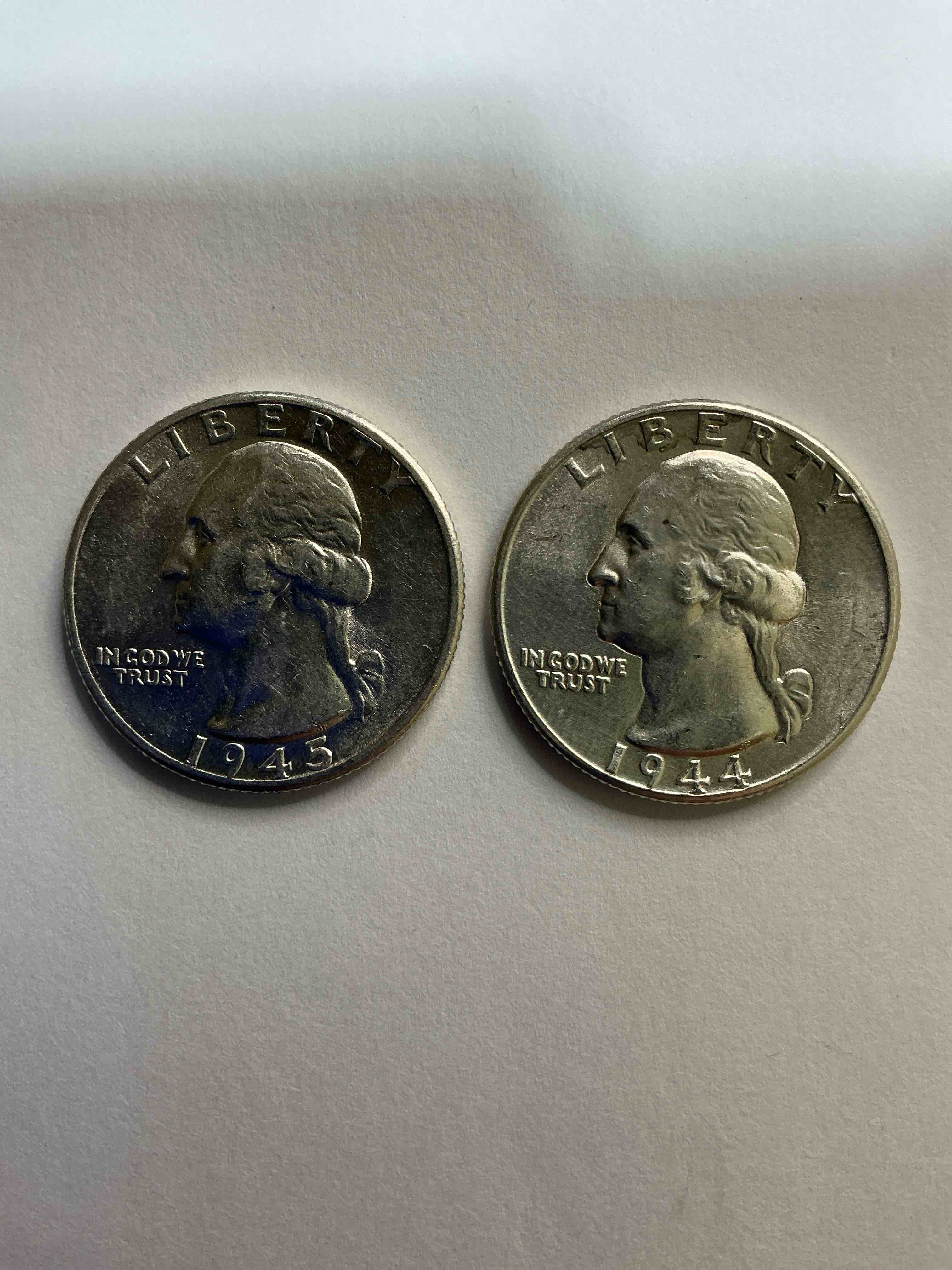 George Washington Brilliant Circulated World War II Silver! Pre 1965 U.S. Quarter Dollar Coins Were Actually Silver, Here Are two Great Examples Of Awesome, Pristine George Washington Silver Quarters, Stunning & Circulated! Rare Mints! Great For Investing In Precious Metals! These Coins Were Minted At 90% Silver and 10% Copper, Giving Them A Net Weight Of .18084 Ounces Of Pure Silver Per Coin! Very Hard To Find, Stunning! Invest In Fine U.S. Silver!