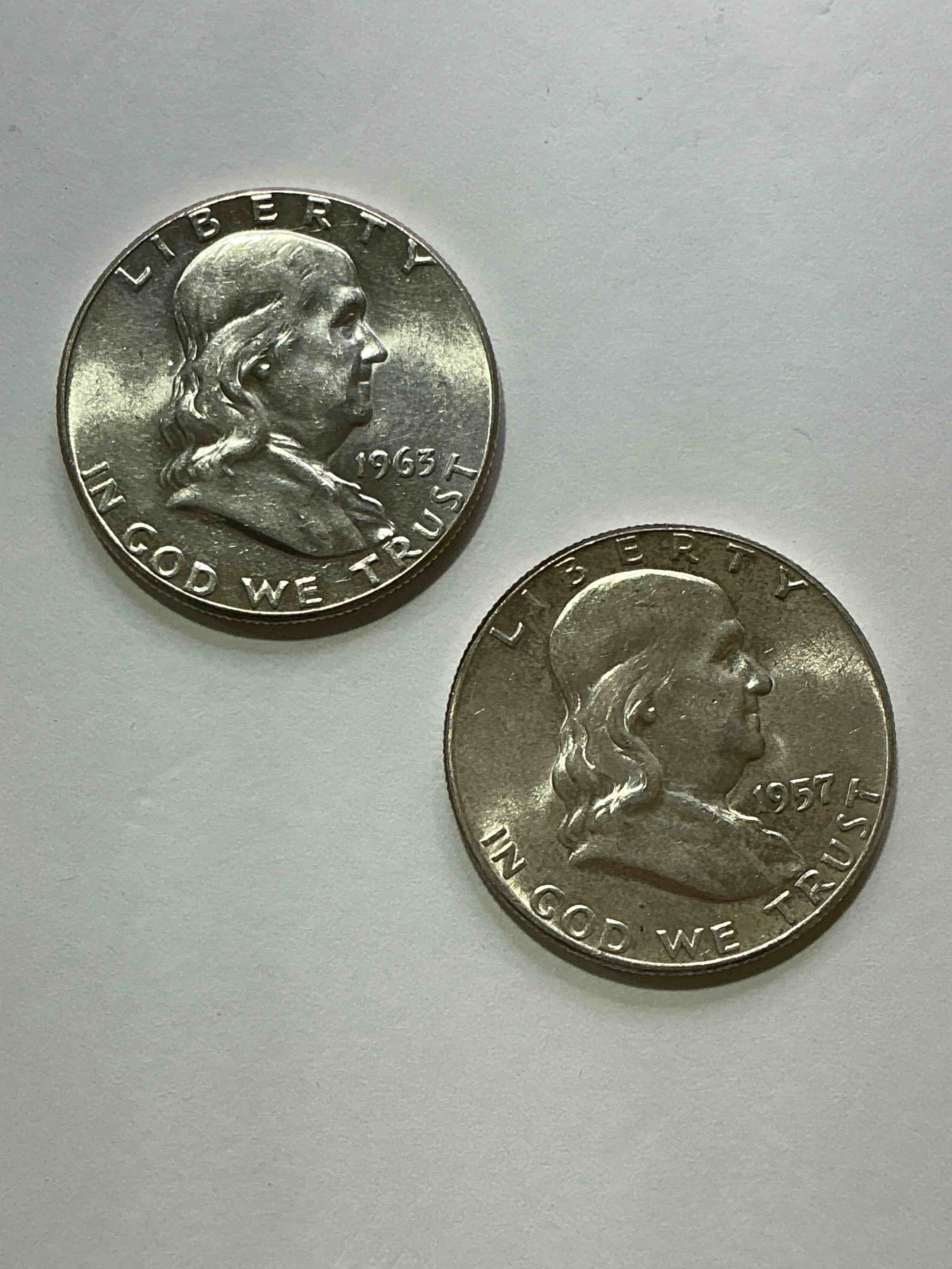 Ben Franklin Silver! Pre 1965 Silver U.S. Half Dollar Coins! Before 1965 American Half Dollars Were Actually Silver, Here Is A Gorgeous Example Of A Rare Ben Franklin Silver Half Dollar. Great Condition & Great For Investing In Precious Metals! These Heavy Half Dollars Were Minted At 90% Silver and 10% Copper, Giving Them A Net Weight Of .36169 Ounces Of Pure Silver Per Coin! Getting Very Rare. Invest & Win!