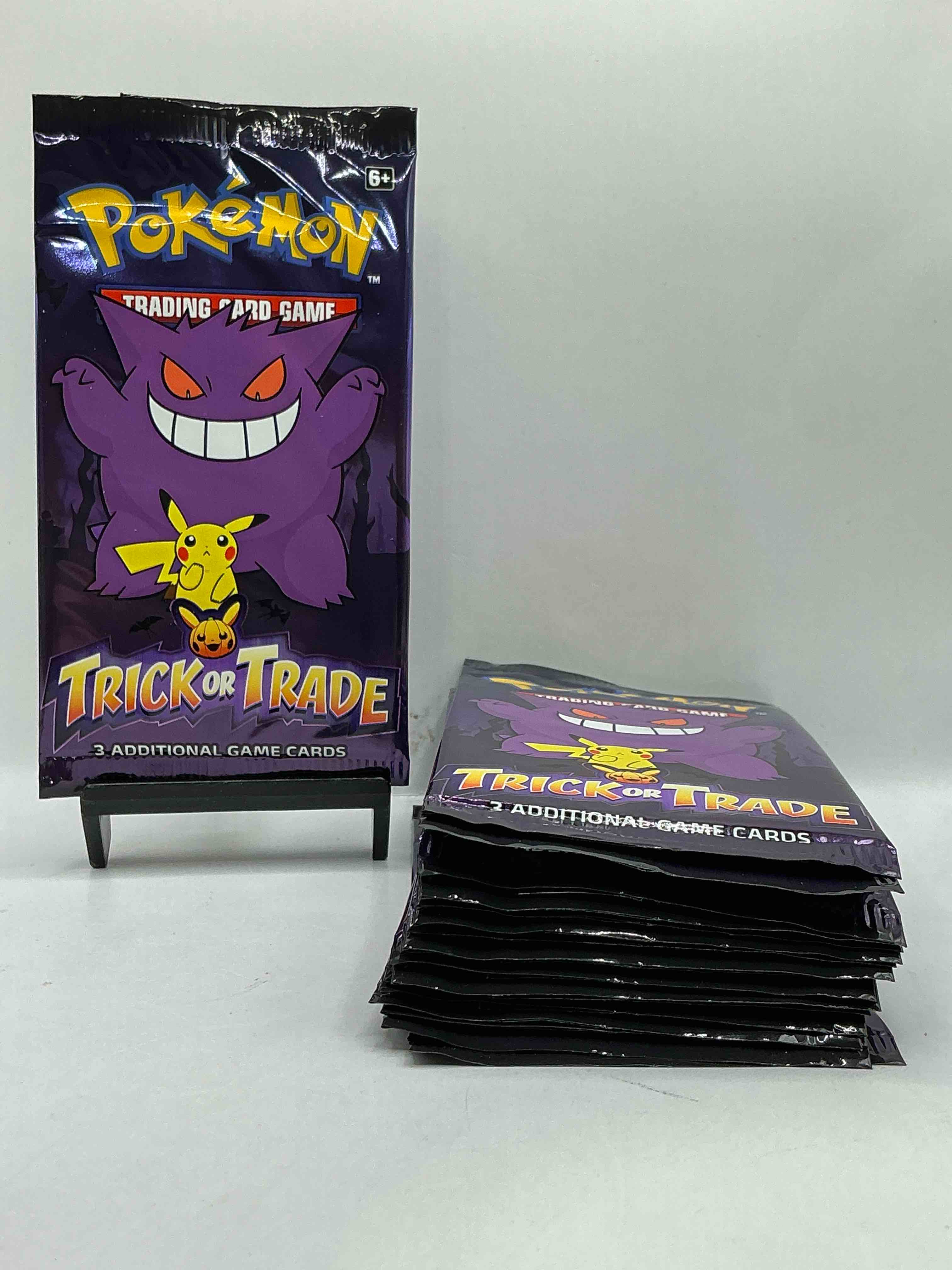 Pokémon Packs! Spooky Trick Or Trade Unopened Packs! 3 Cards Per Pack, From 2022! Look For Legendary Monsters!