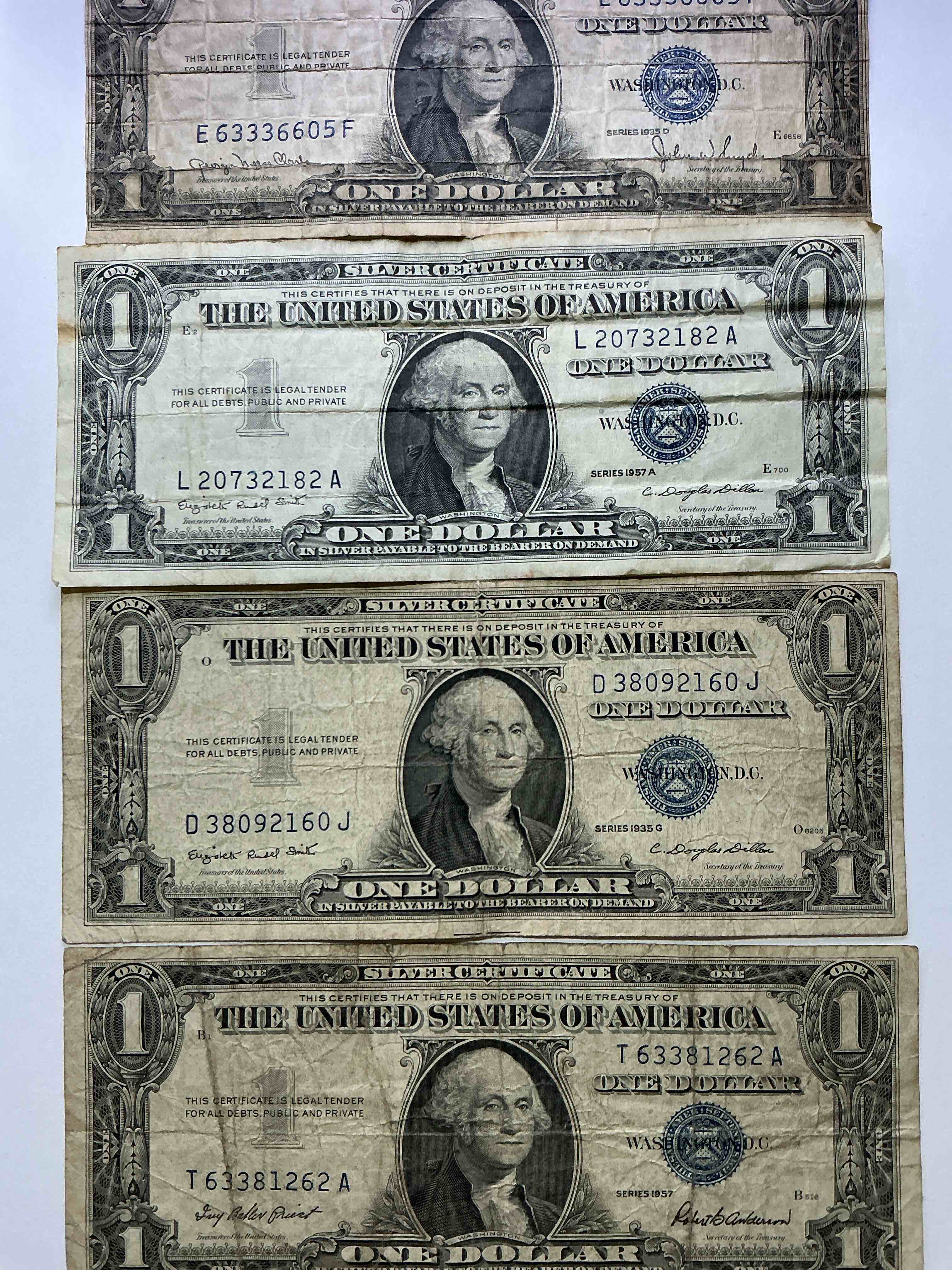 1957 & 1935 Silver Certificates! Did You Know That Prior To 1964 One Dollar U.S. Paper Money Was Actually Redeemable For Silver Dollars?! Wow How Times Have Changed! Silver Certificates Were Produced From 1878 To 1964 & Are Still Considered Legal Tender At Face Value. Here Are Gorgeous, Circulated 1935 & 1957 U.S. One Dollar Silver Certificate, With Highly Collectible "Blue Seal!* Own An Awesome Piece Of History!
