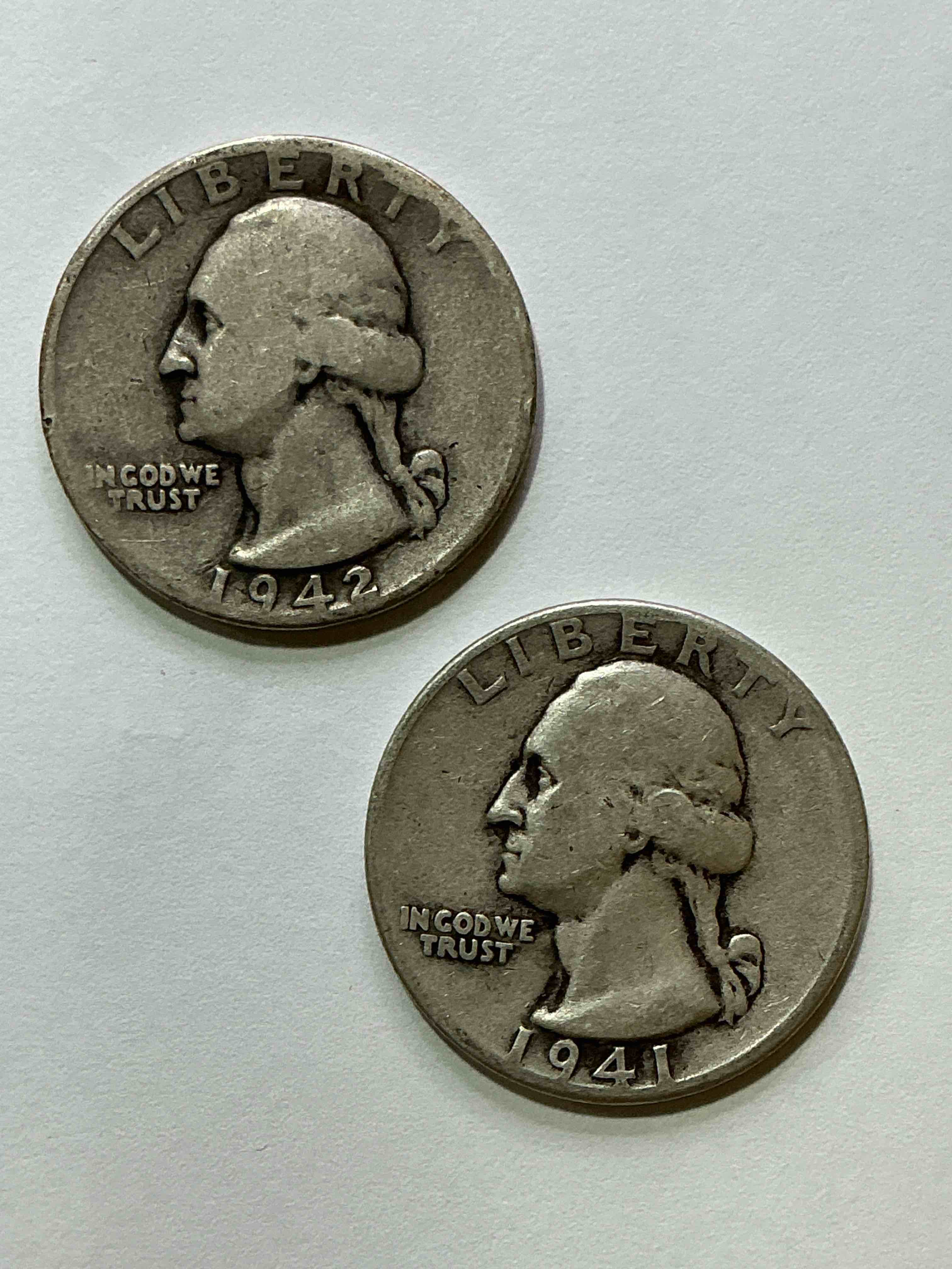 George Washington Brilliant Circulated World War II Silver! Pre 1965 U.S. Quarter Dollar Coins Were Actually Silver, Here Are two Great Examples Of Awesome, Pristine George Washington Silver Quarters, Stunning & Unirculated! Rare Mints! Great For Investing In Precious Metals! These Coins Were Minted At 90% Silver and 10% Copper, Giving Them A Net Weight Of .18084 Ounces Of Pure Silver Per Coin! Very Hard To Find, Stunning! Invest In Fine U.S. Silver!