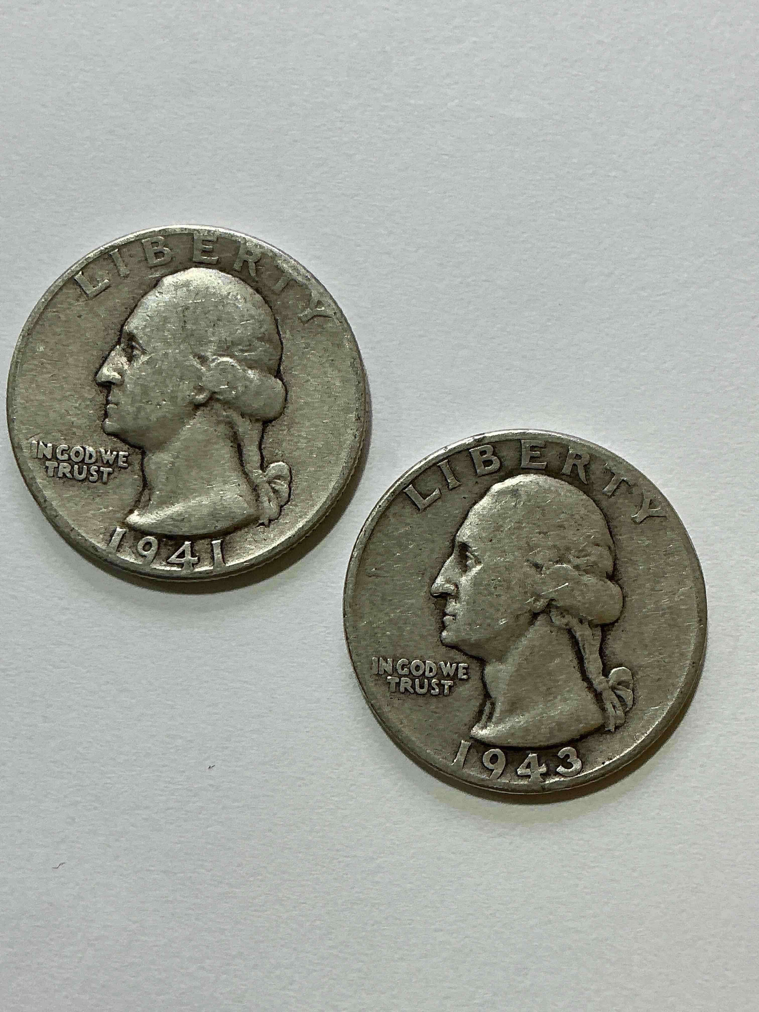george washington brilliant circulated world war ii silver! pre 1965 u.s. quarter dollar coins were actually silver, here are two great examples of awesome, pristine george washington silver quarters, stunning & circulated! rare mints! great for investing in precious metals! these coins were minted at 90% silver and 10% copper, giving them a net weight of .18084 ounces of pure silver per coin! very hard to find, stunning! invest in fine u.s. silver!